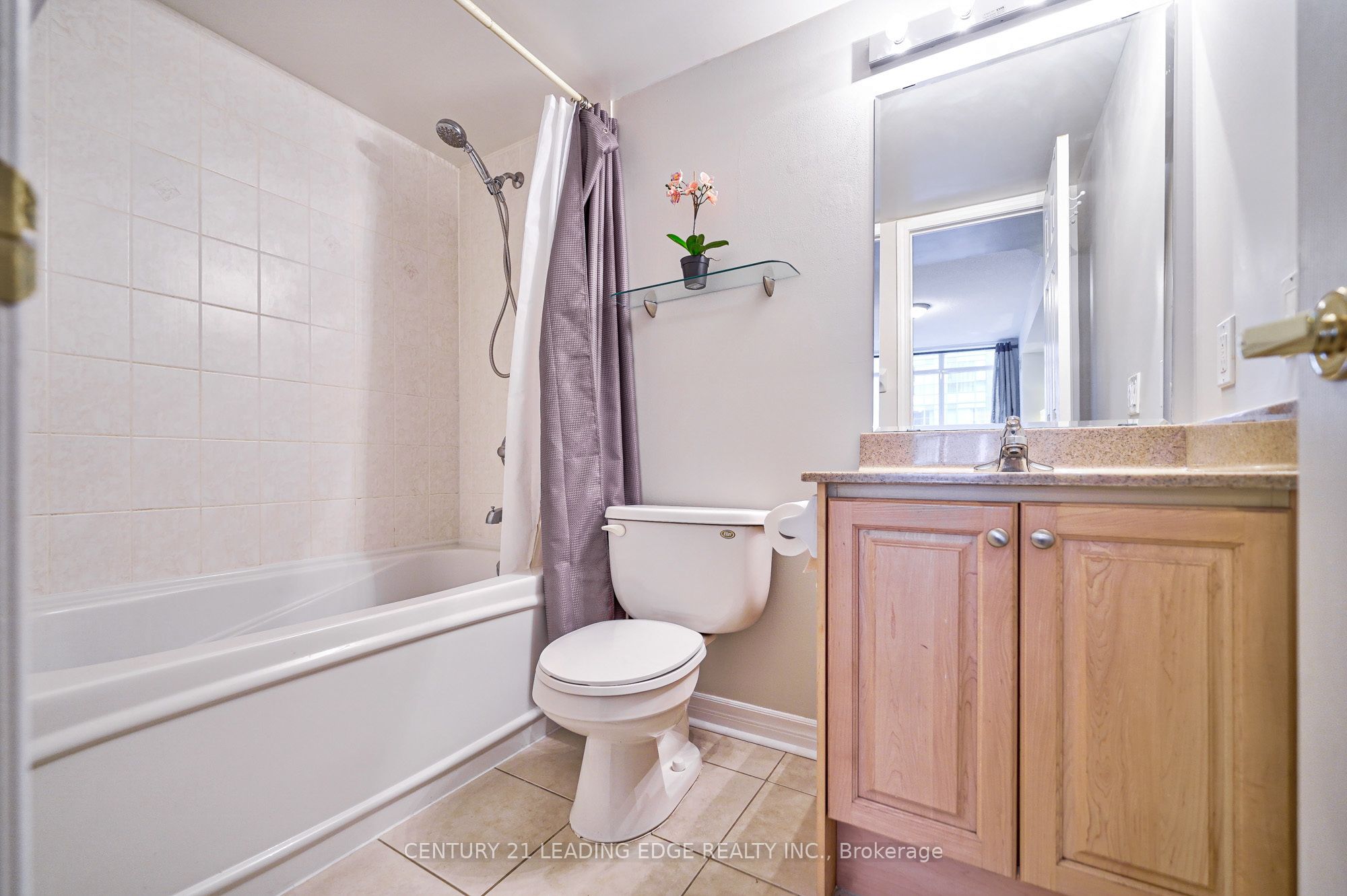 18 Kenaston Gardens, #309