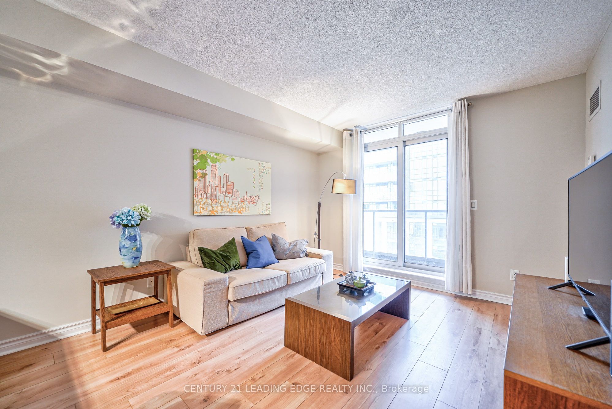 18 Kenaston Gardens, #309