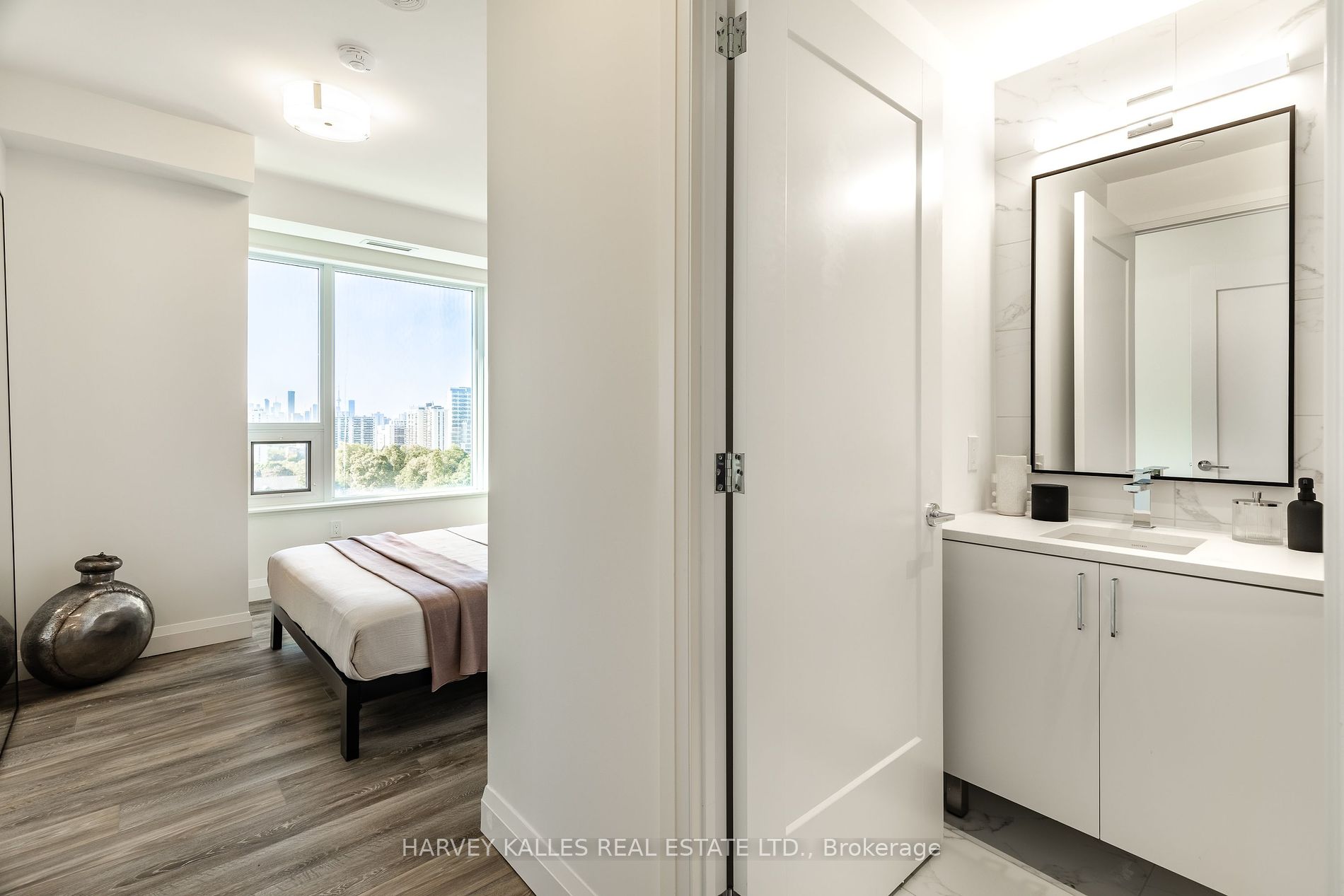 71 Redpath Avenue, #PH05
