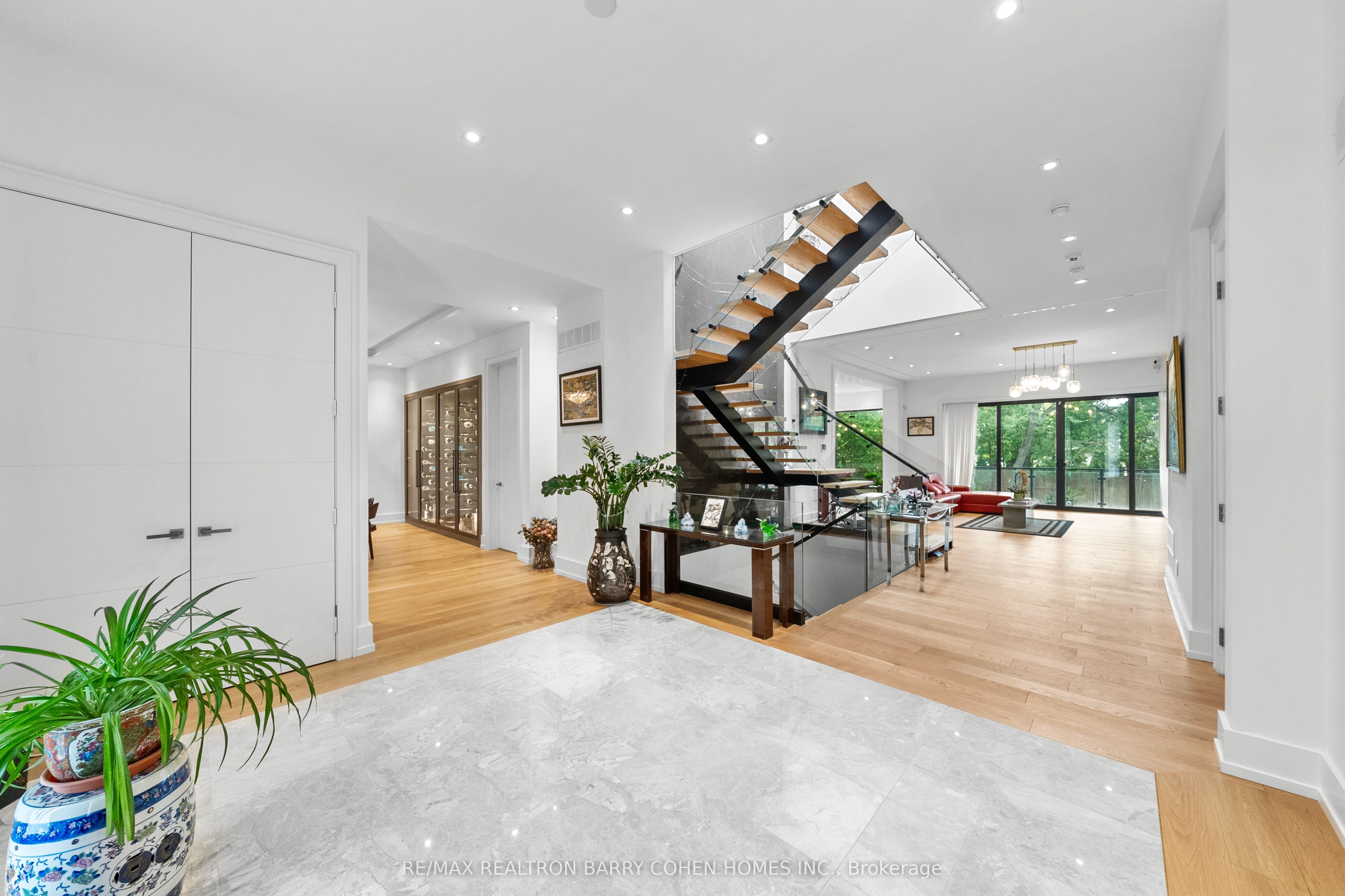 28 Brian Cliff Drive