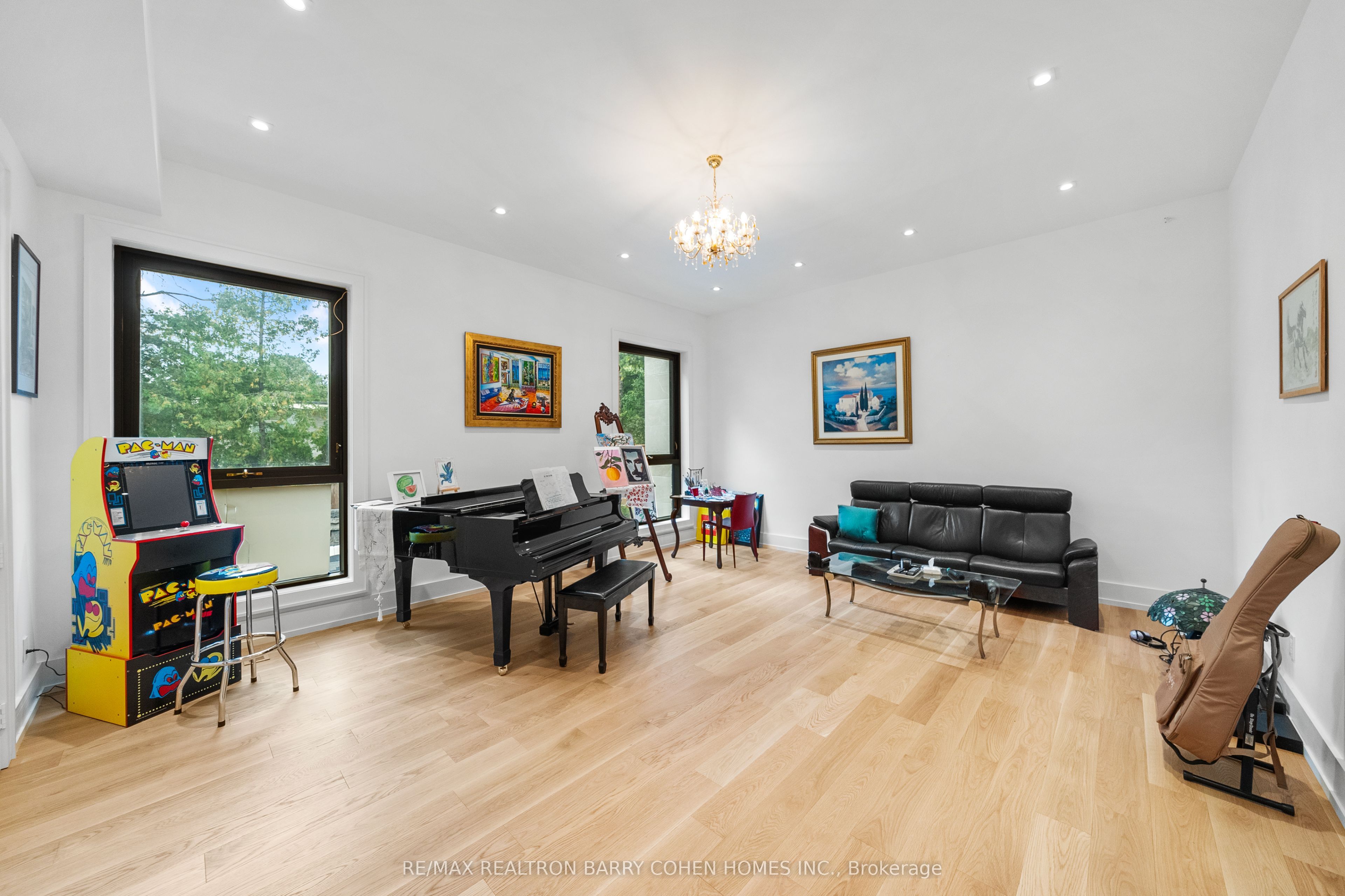 28 Brian Cliff Drive