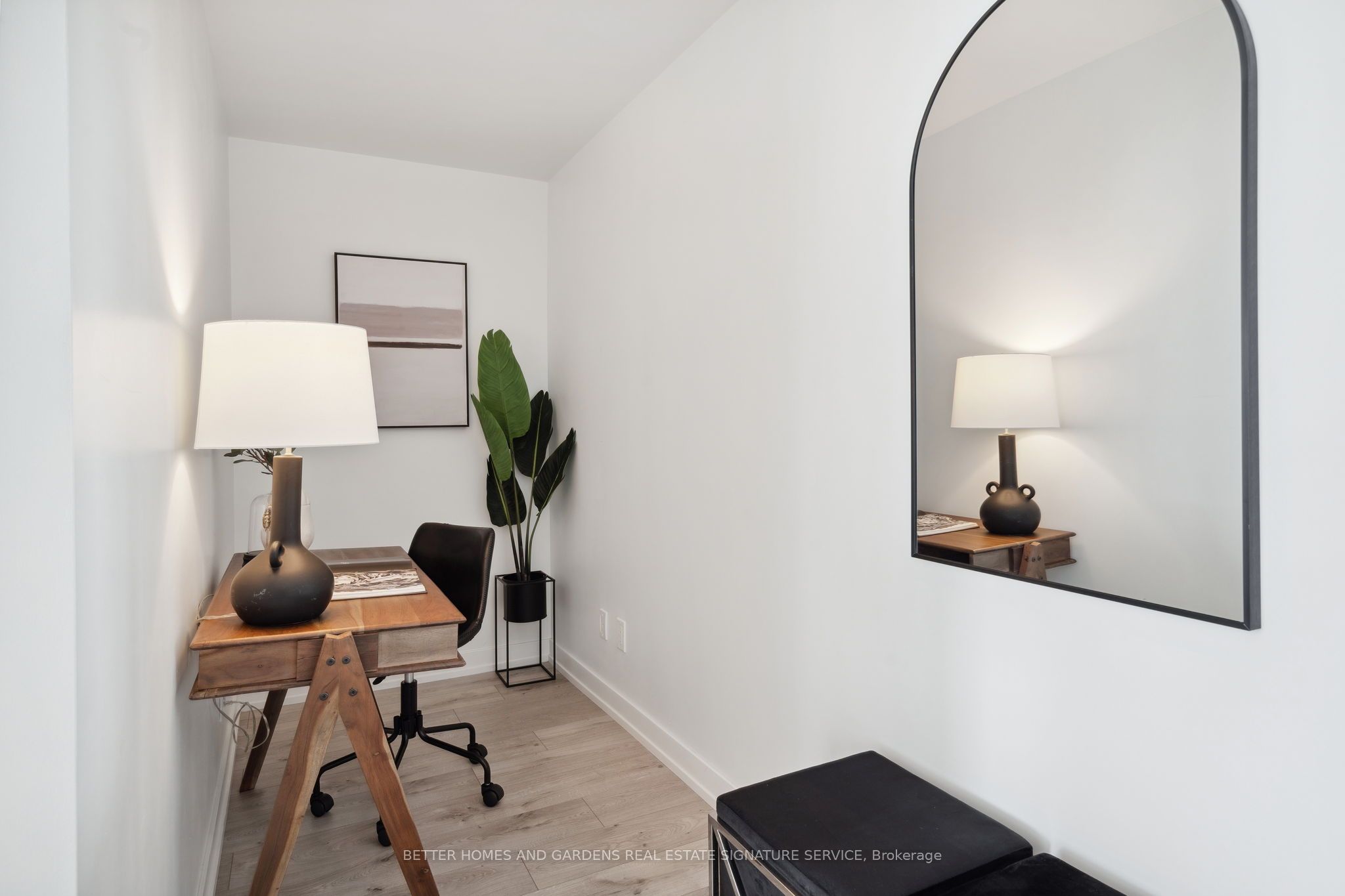 161 Roehampton Avenue, #515