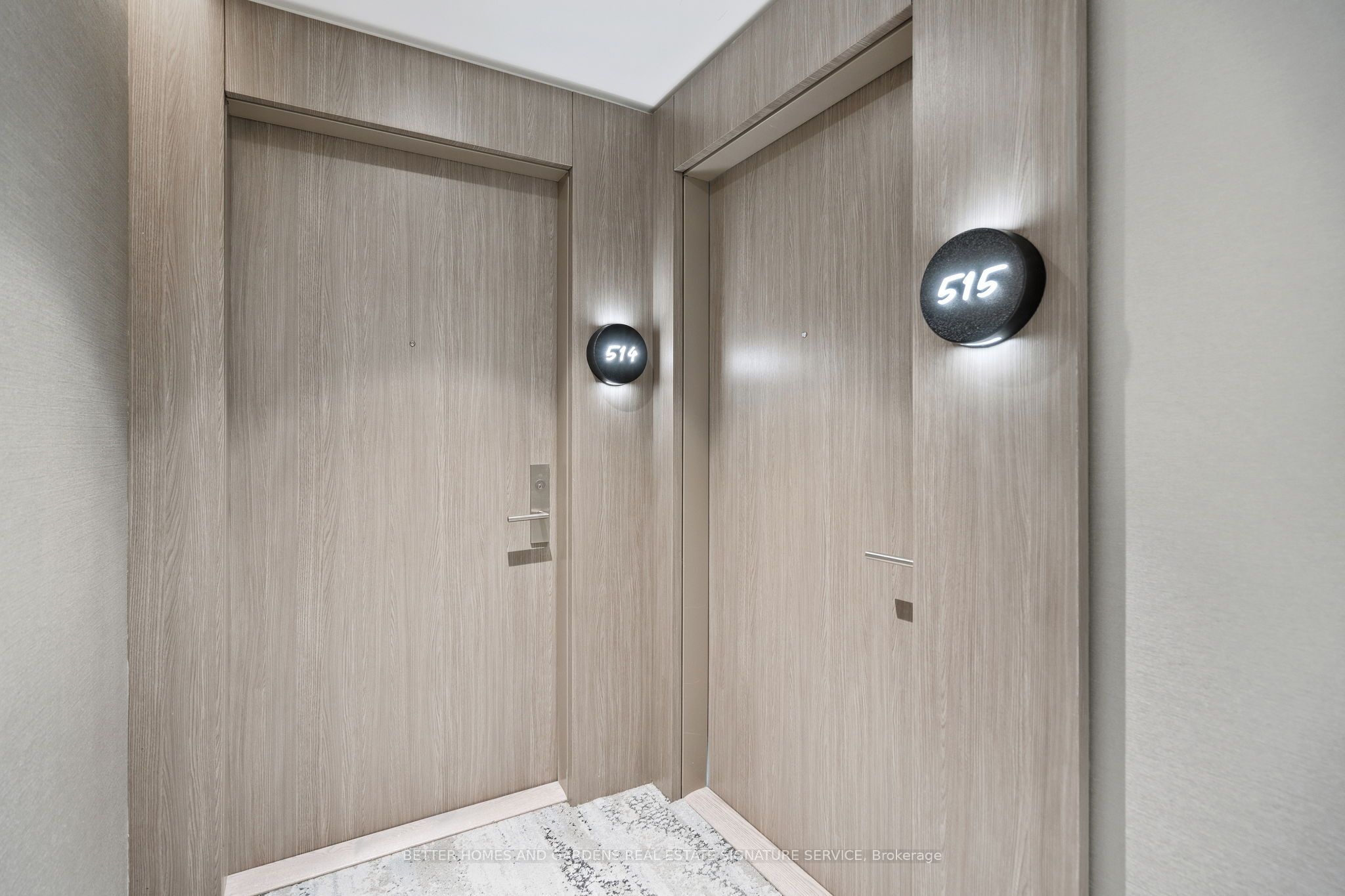 161 Roehampton Avenue, #515