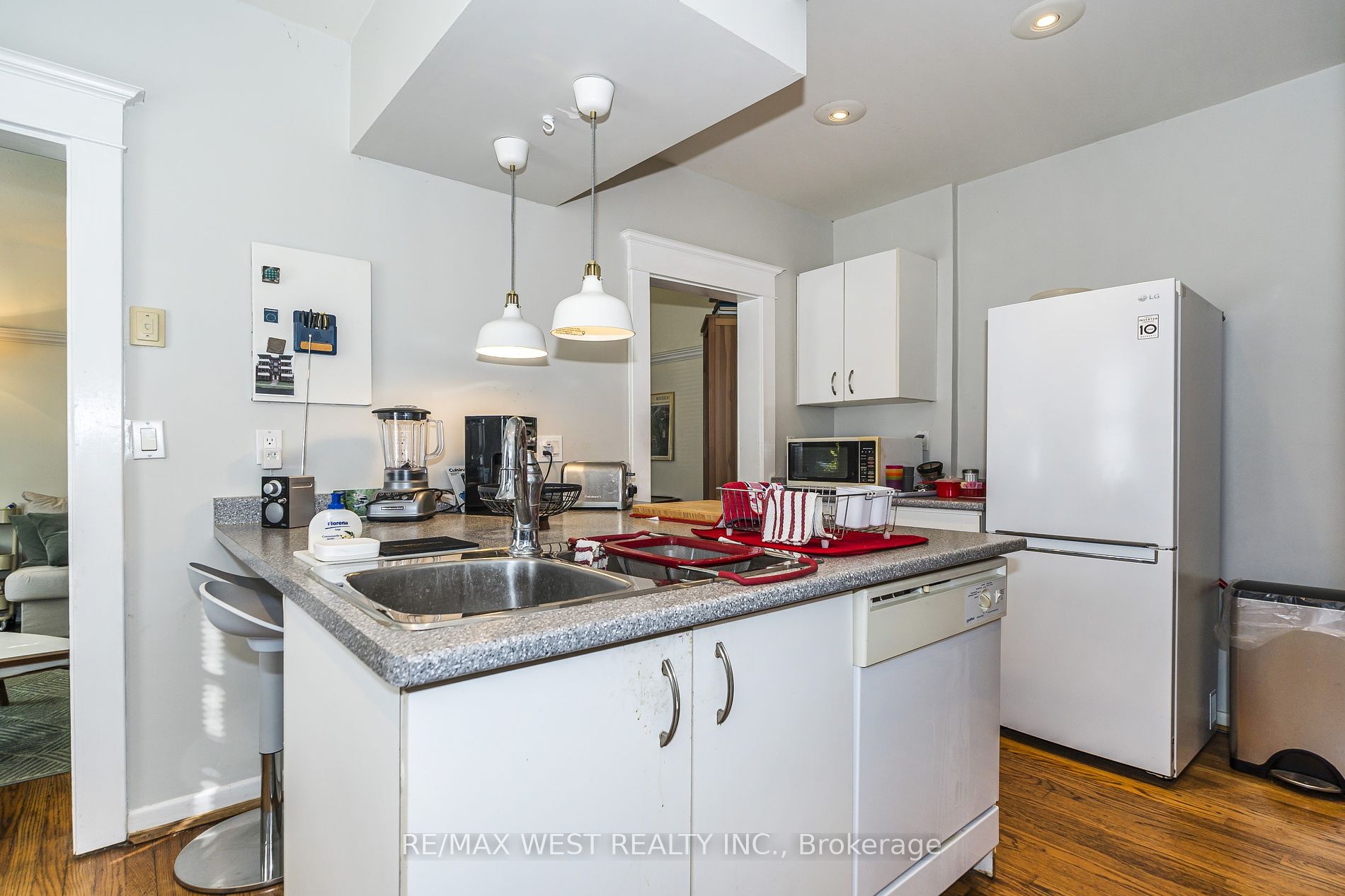 9 A&B Humewood Drive