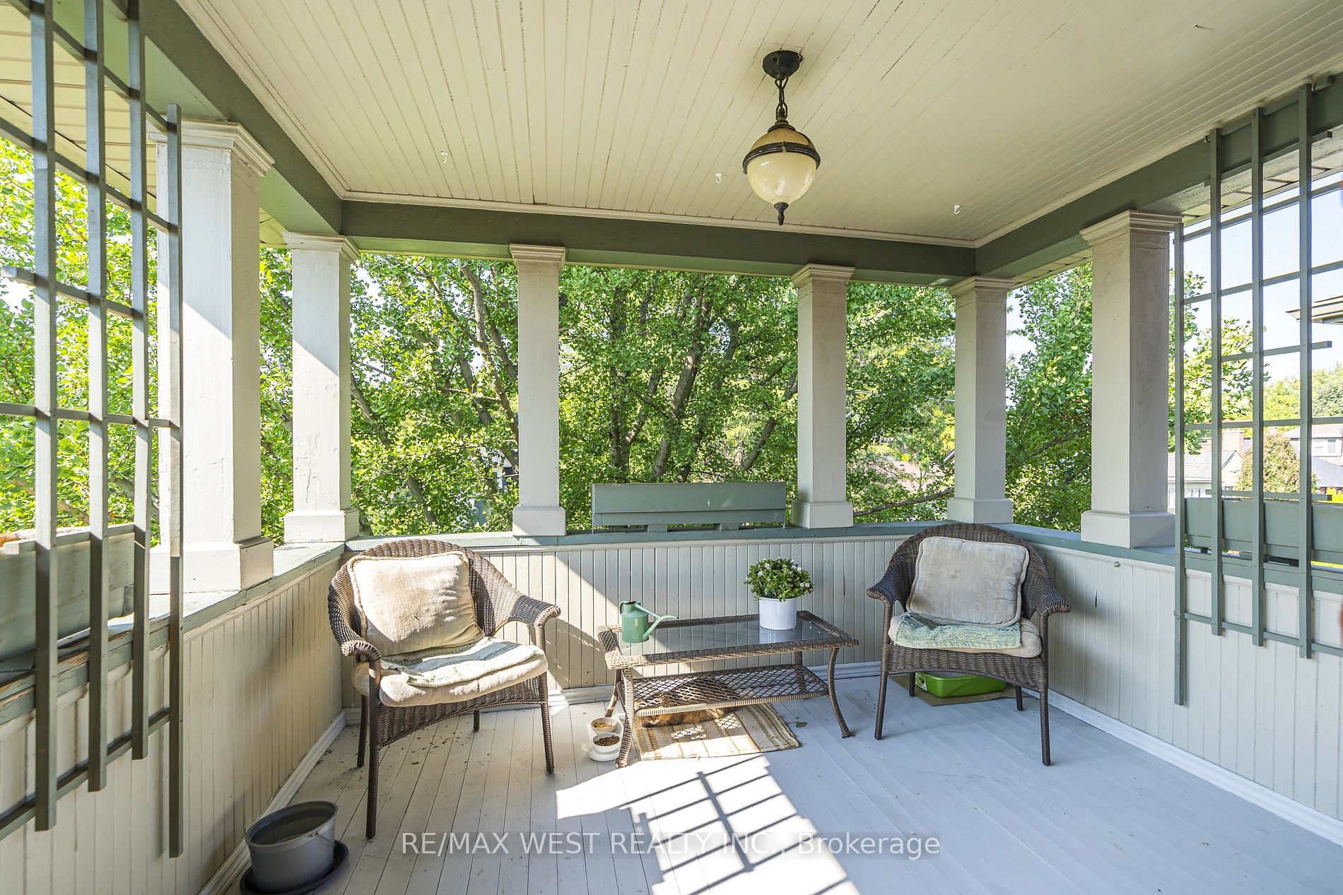 9 A&B Humewood Drive