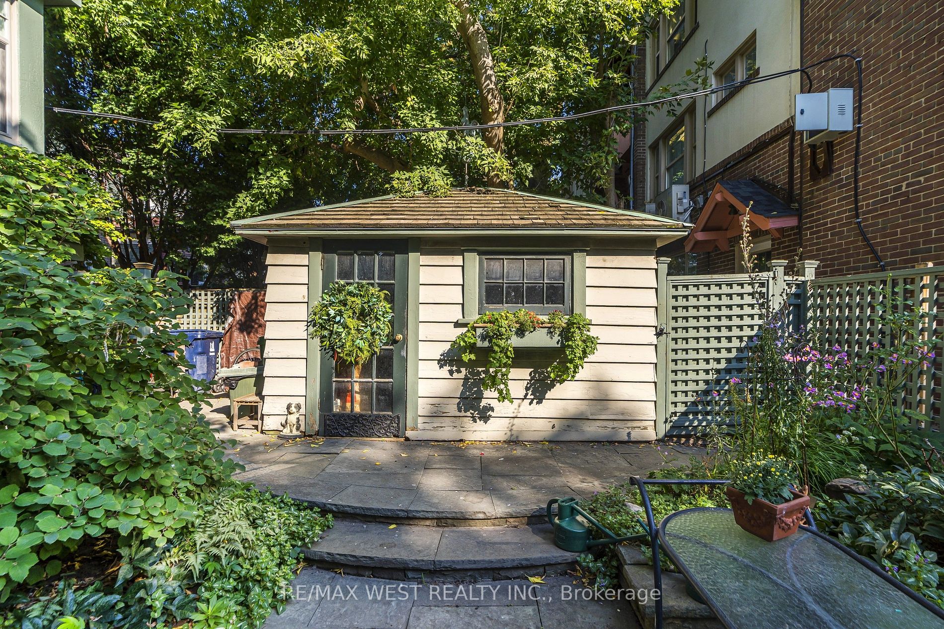 9 A&B Humewood Drive