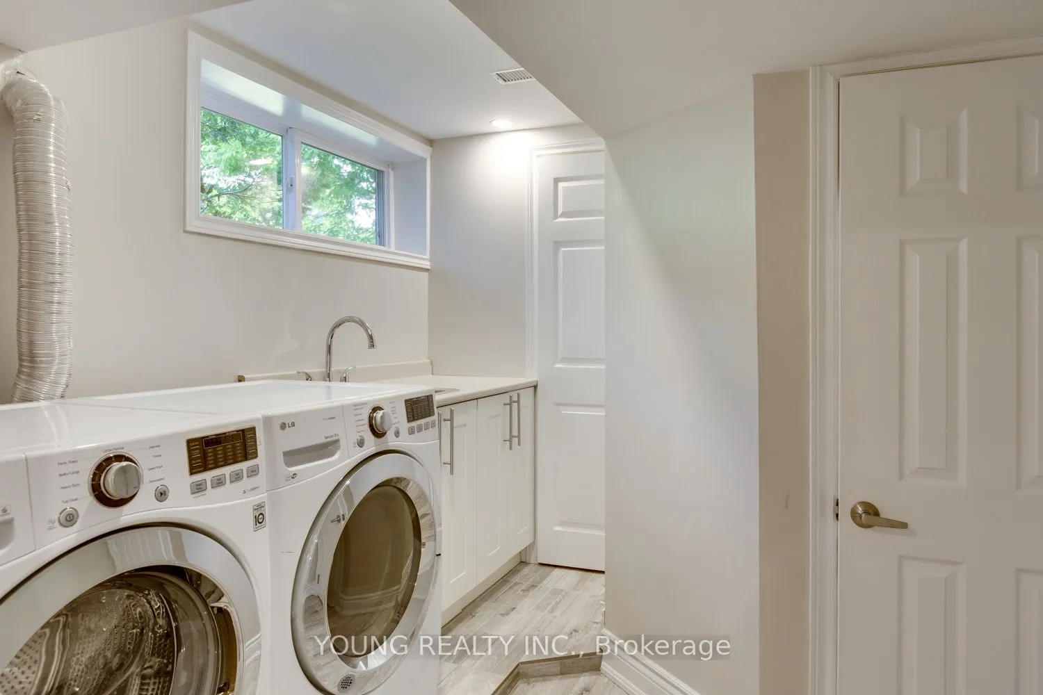 21 Bathford Crescent