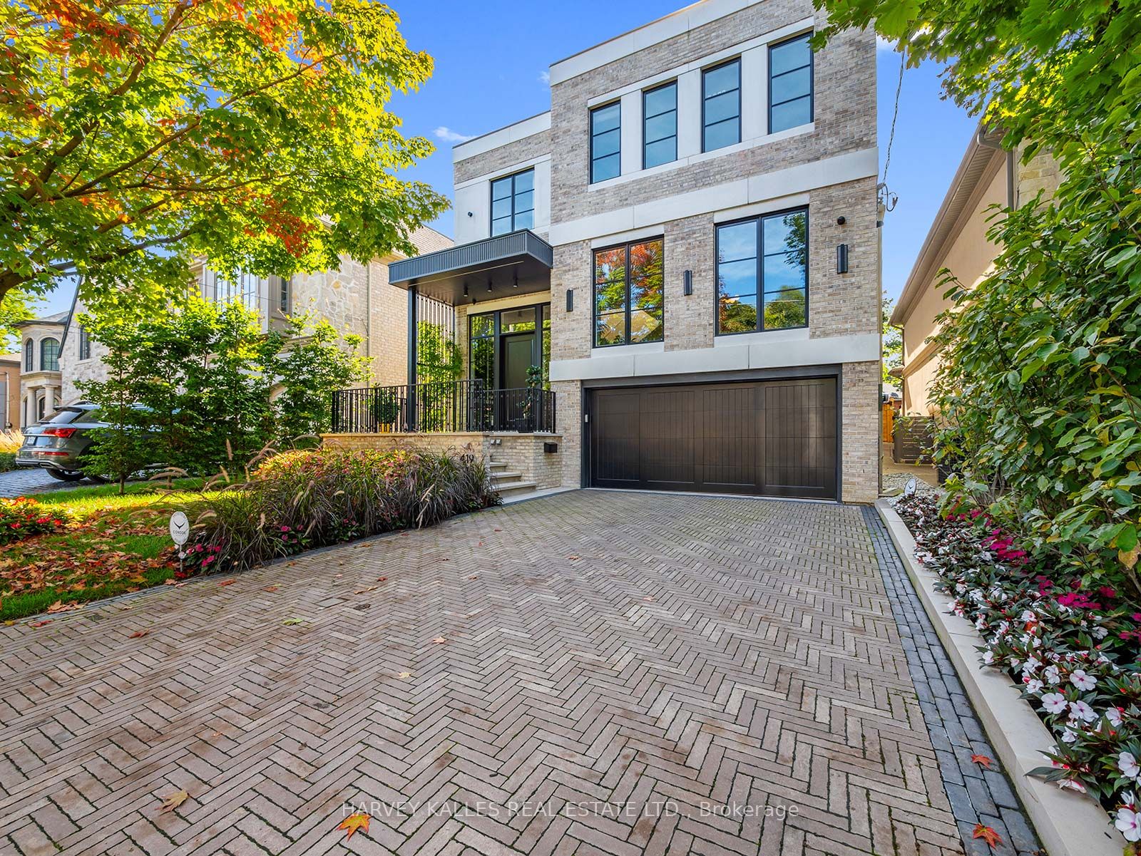 419 Glengrove Avenue