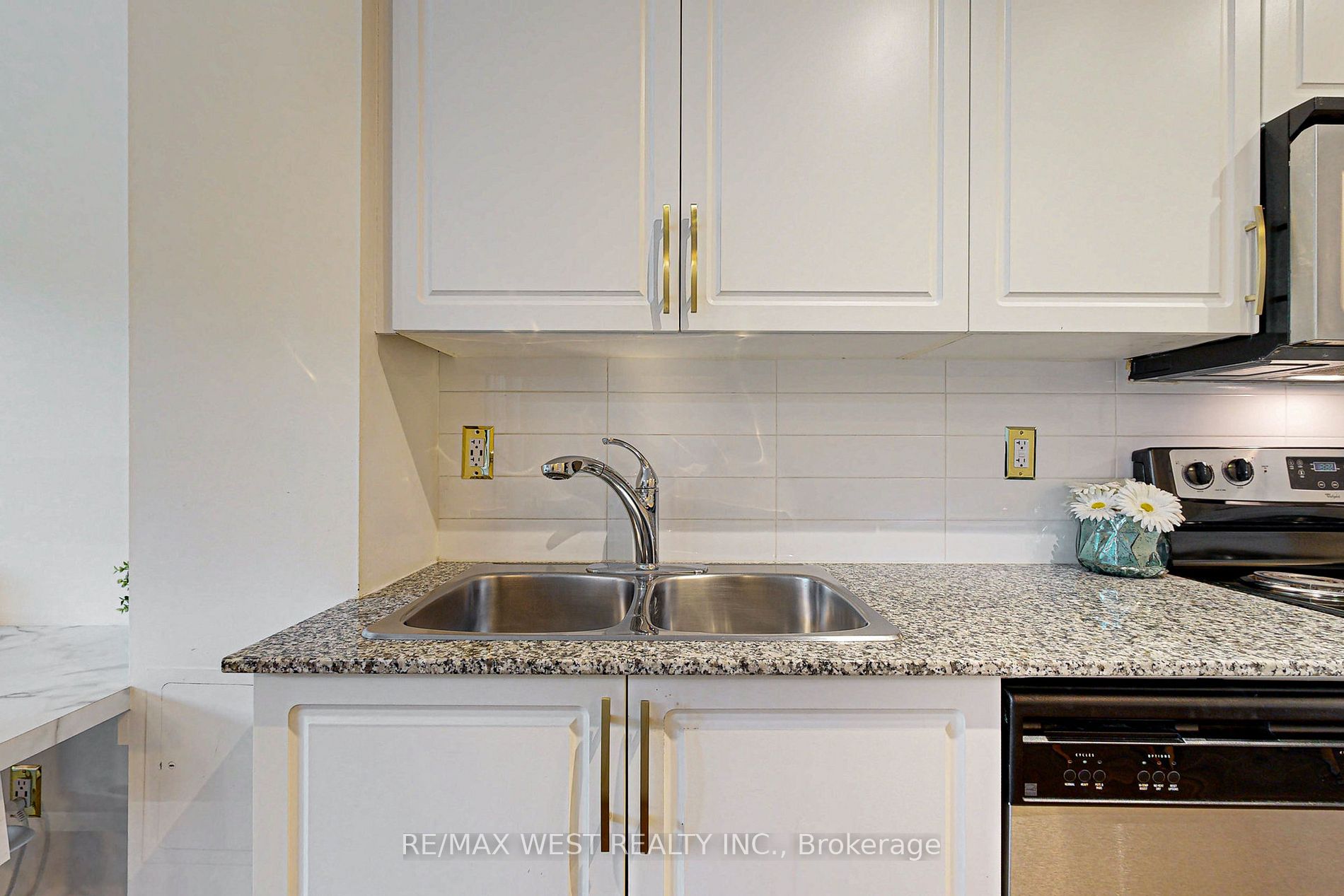 209 Fort York Boulevard #355