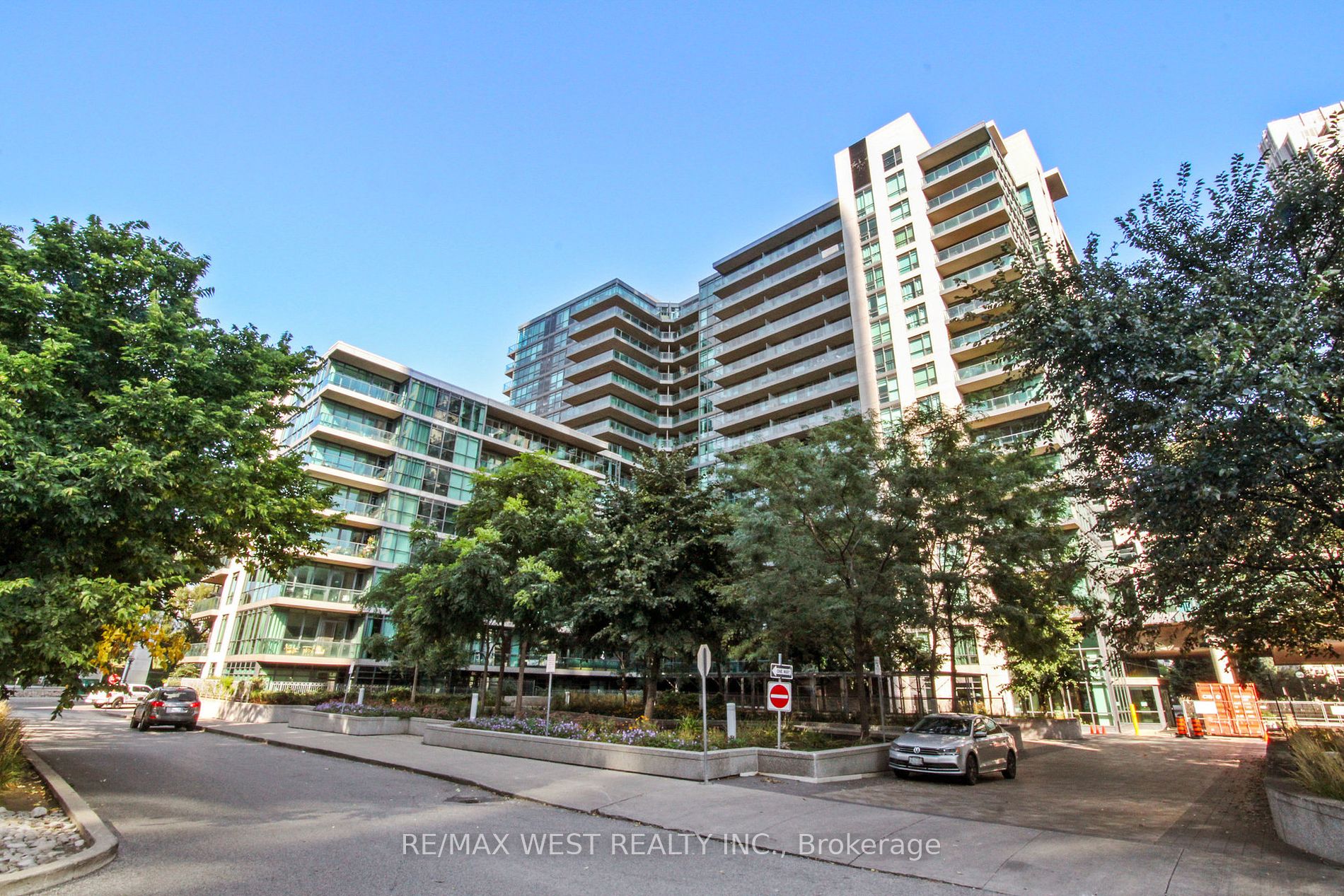209 Fort York Boulevard #355