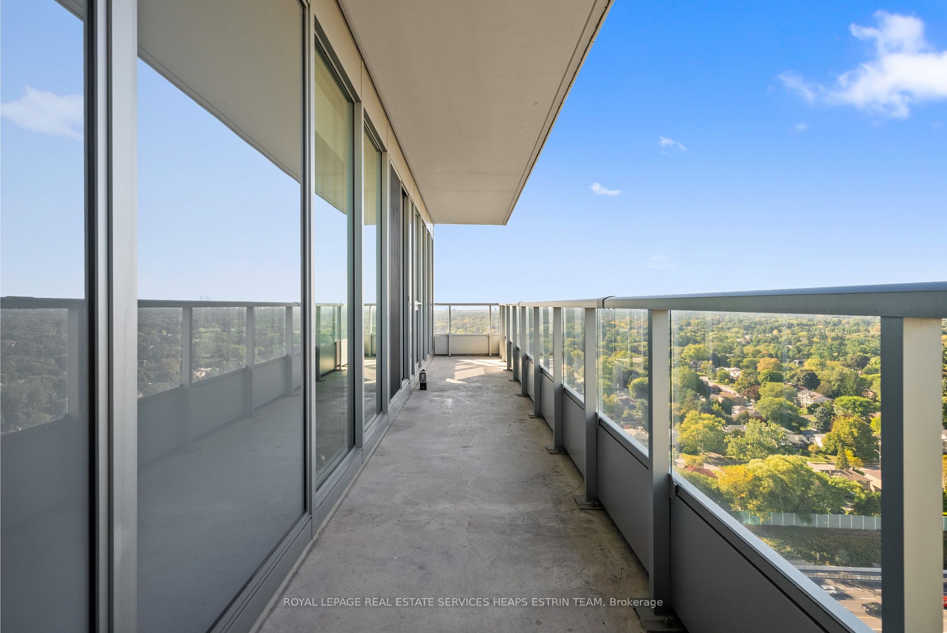 115 Mcmahon Drive, #2711
