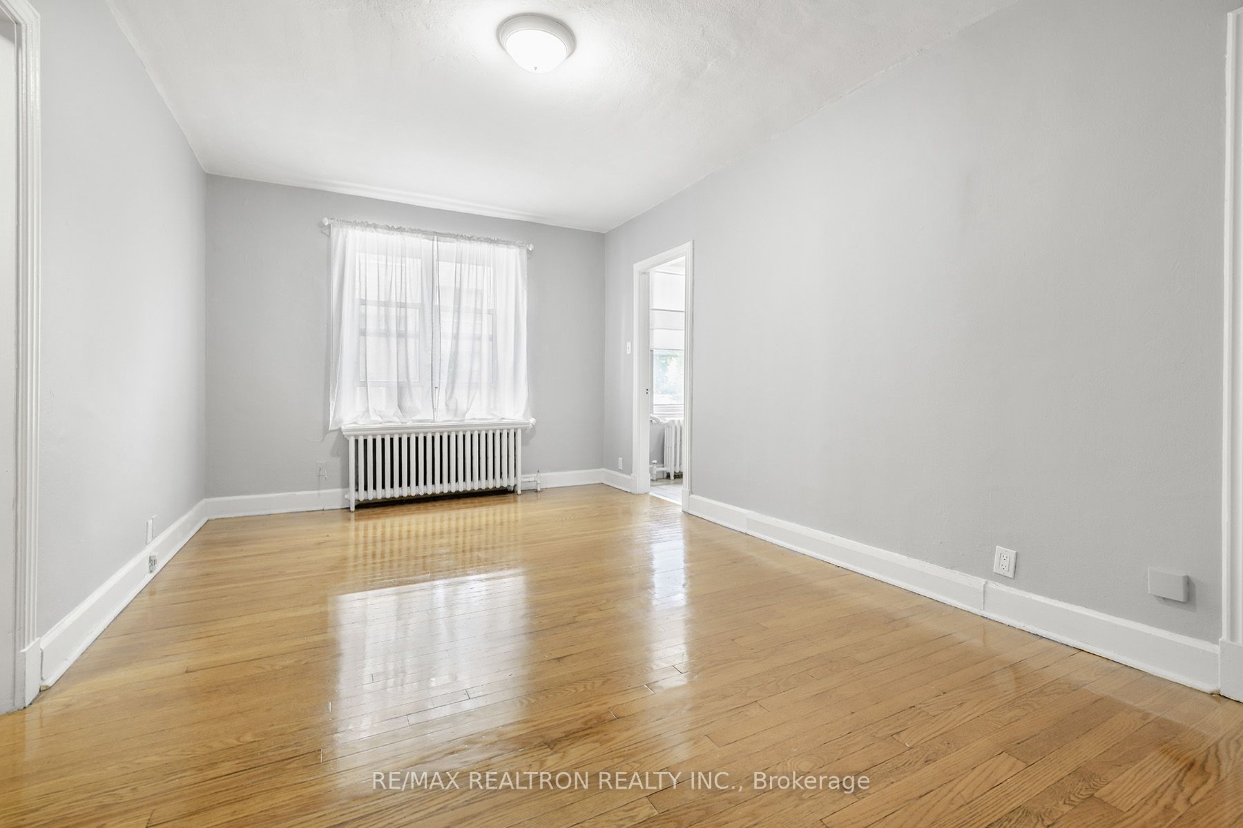 1 Mallory Gardens #4