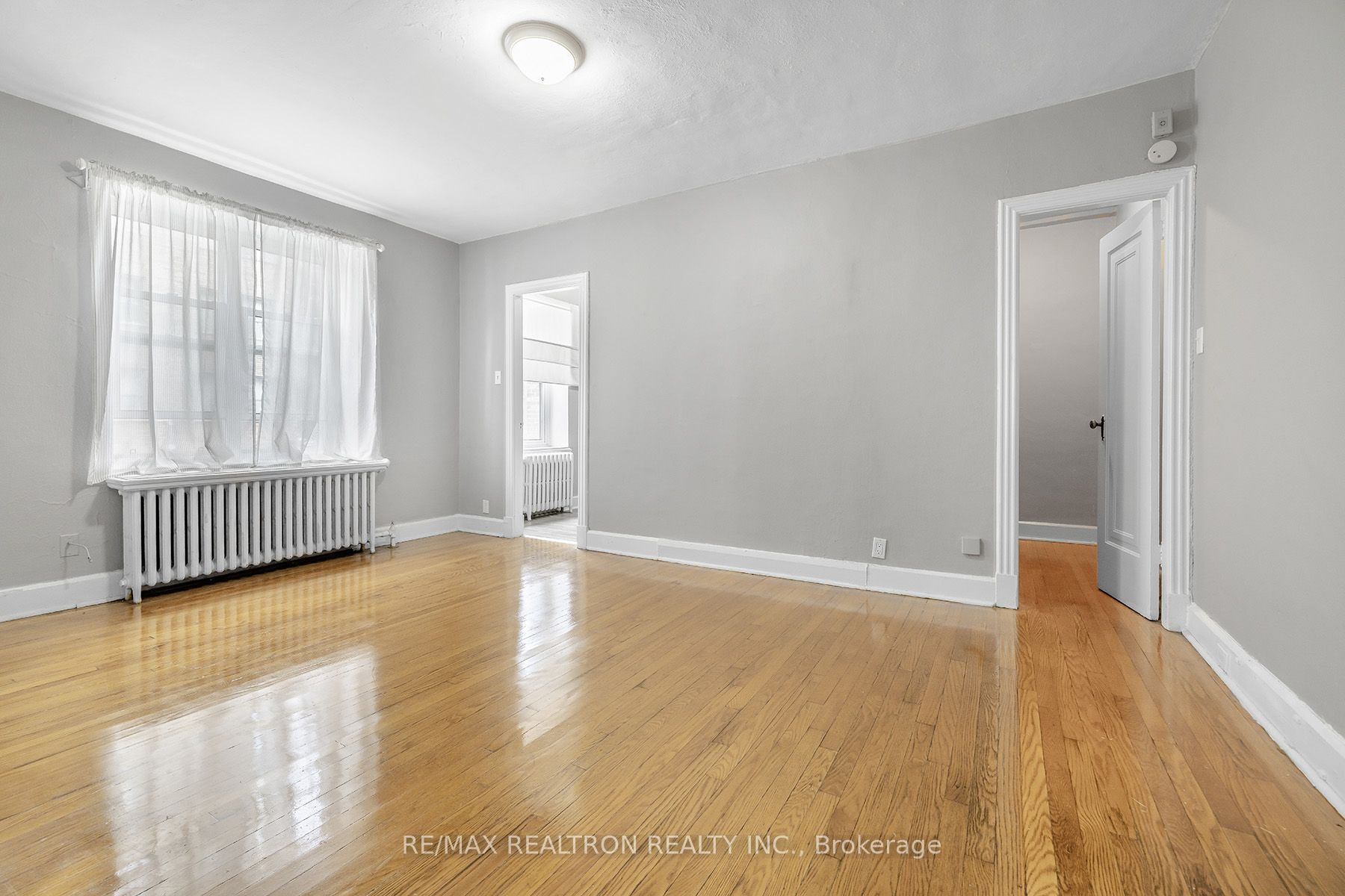 1 Mallory Gardens #4