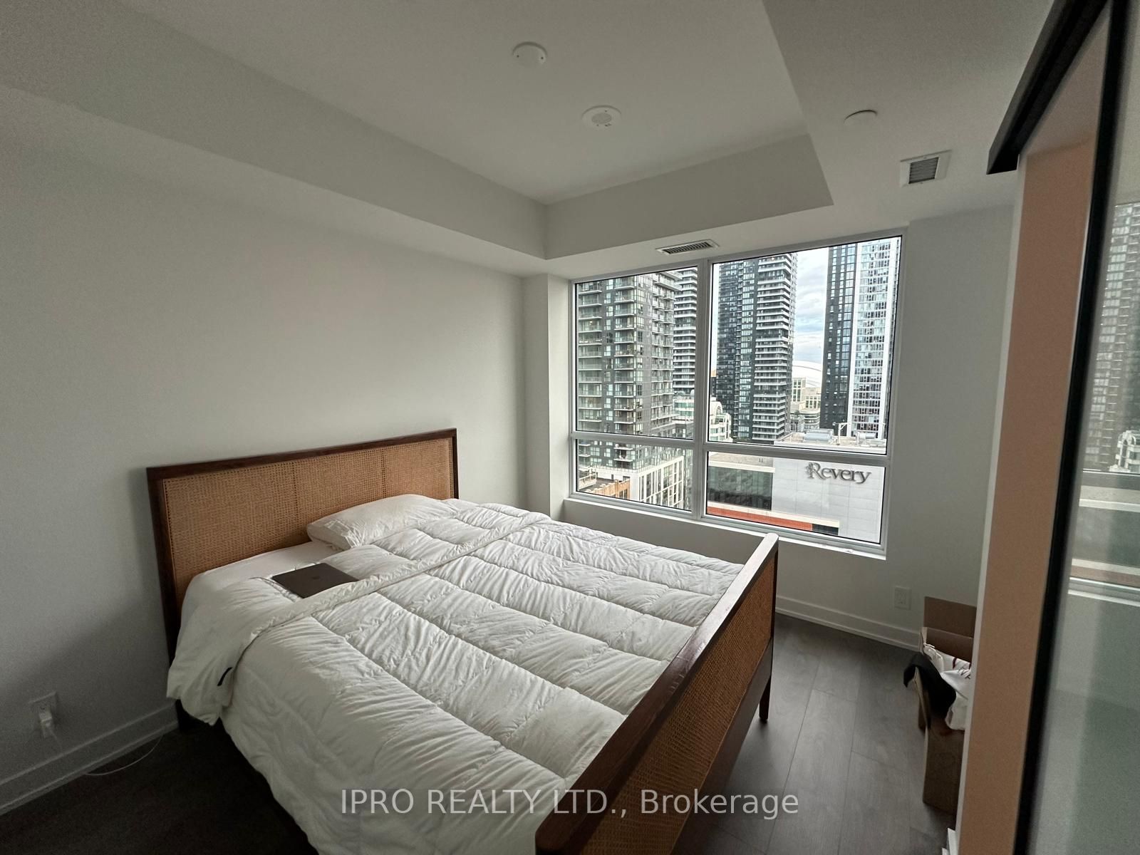 108 Peter Street #2008