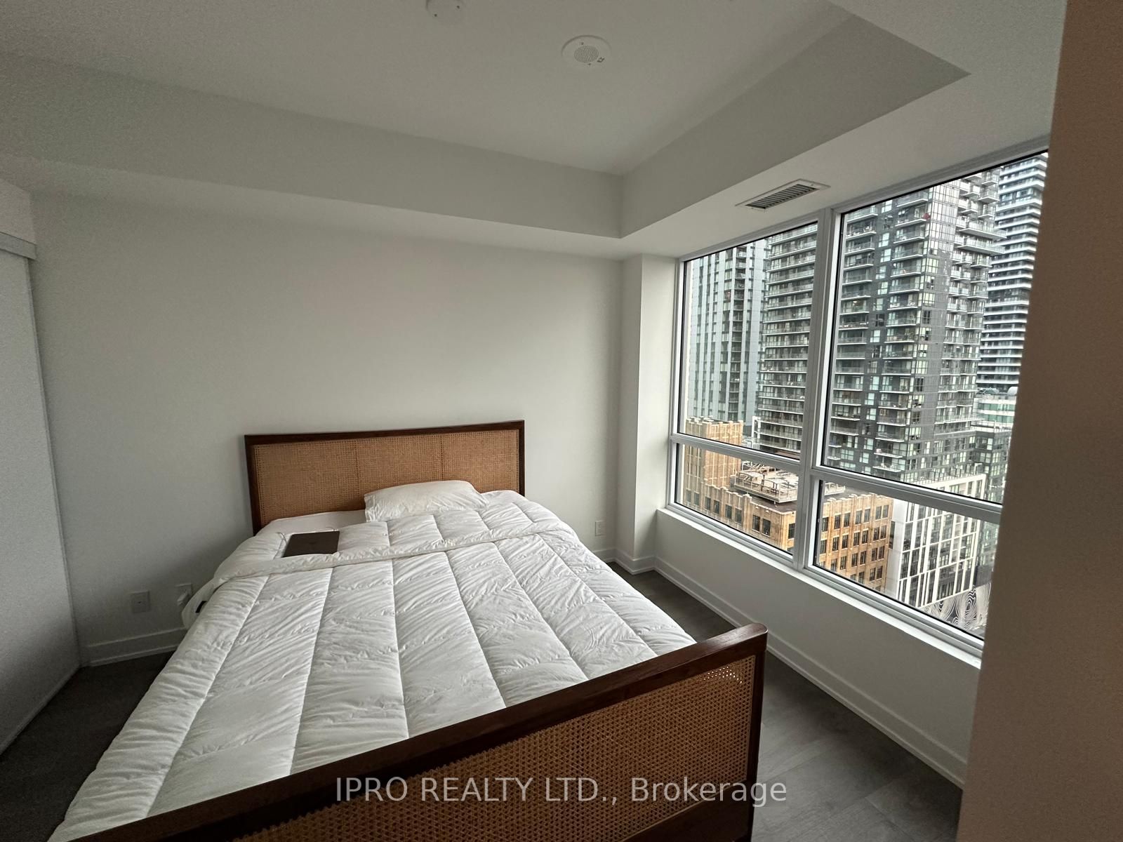 108 Peter Street #2008
