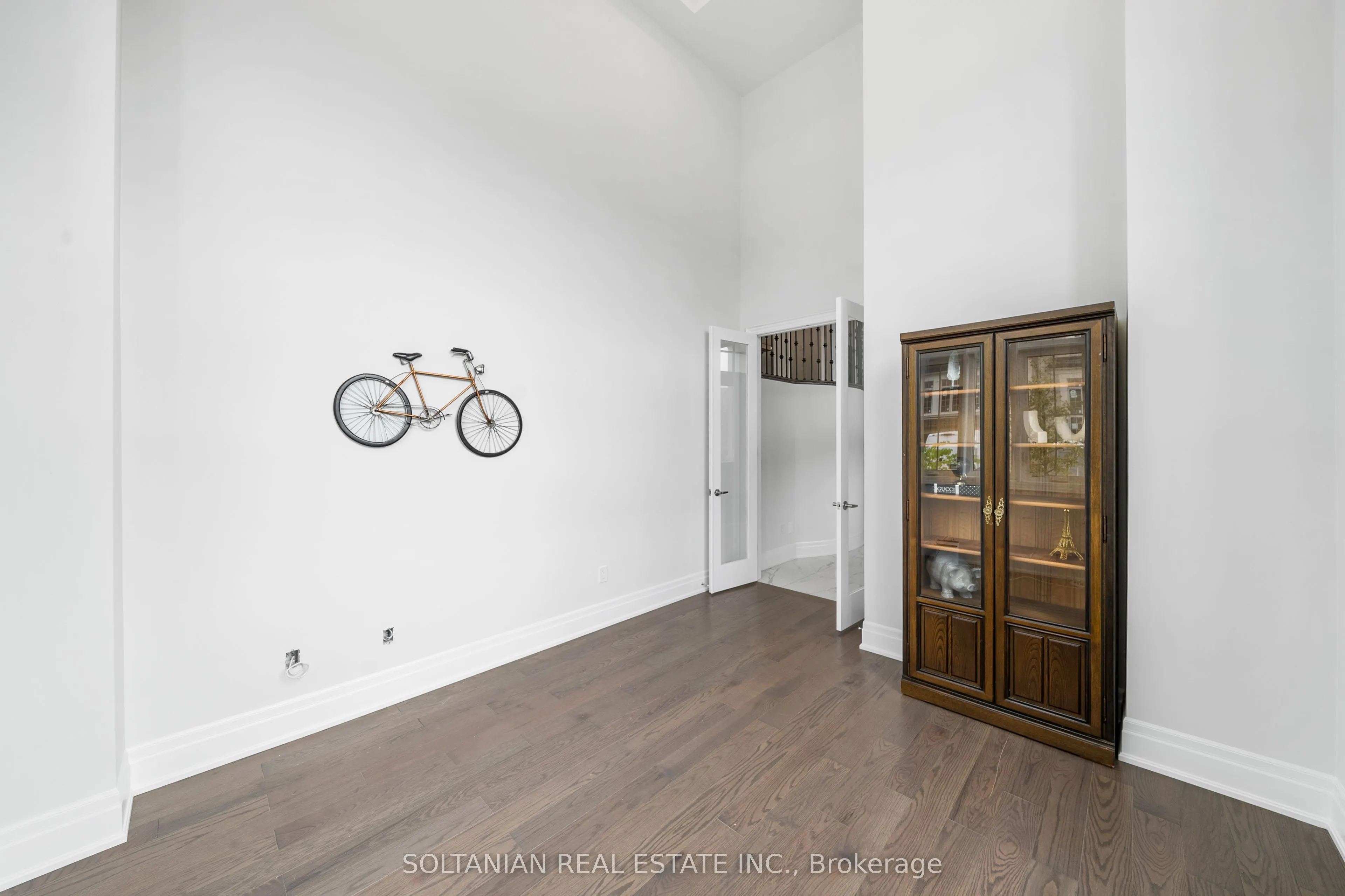 168 Cummer Avenue