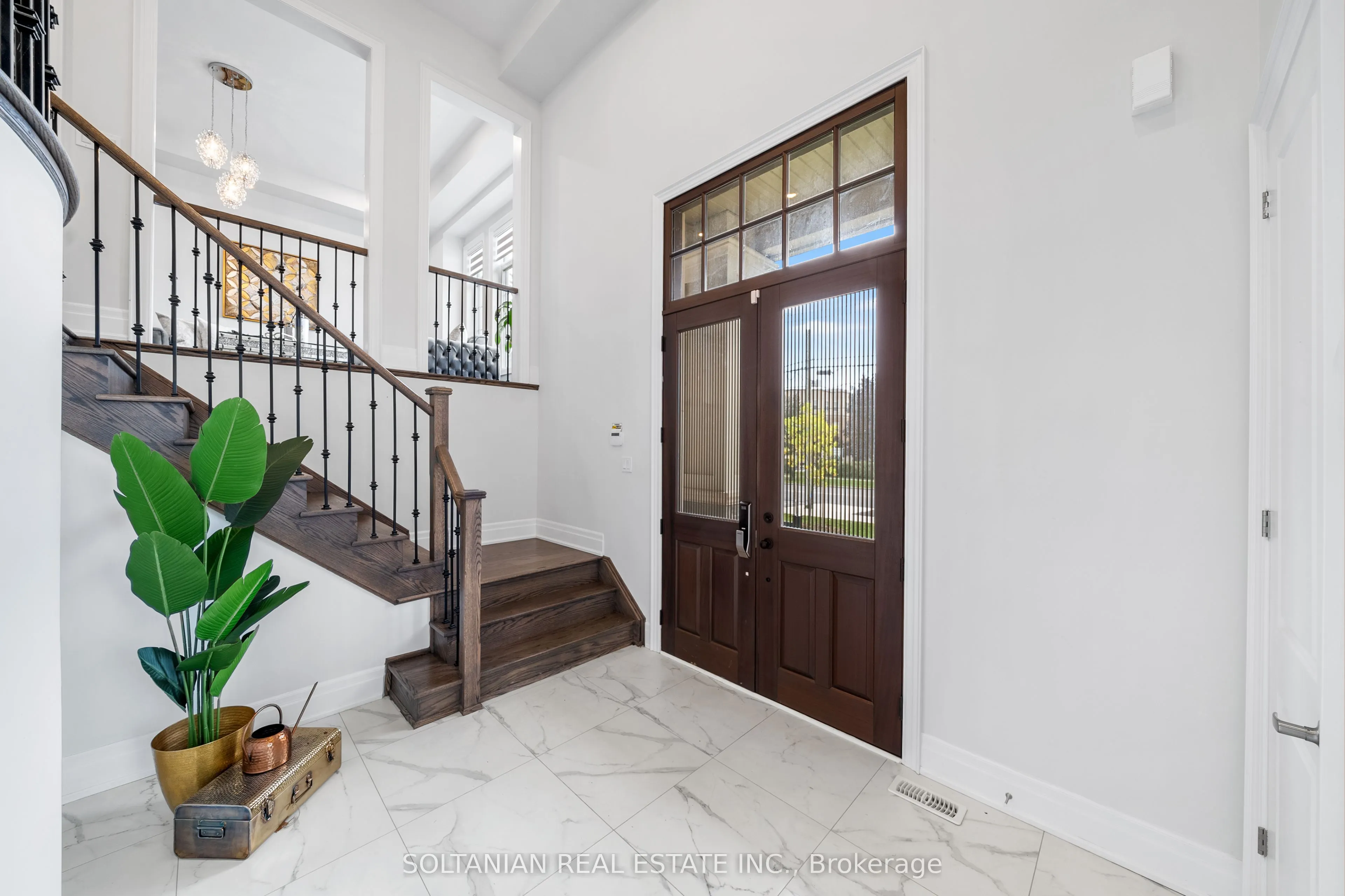 168 Cummer Avenue