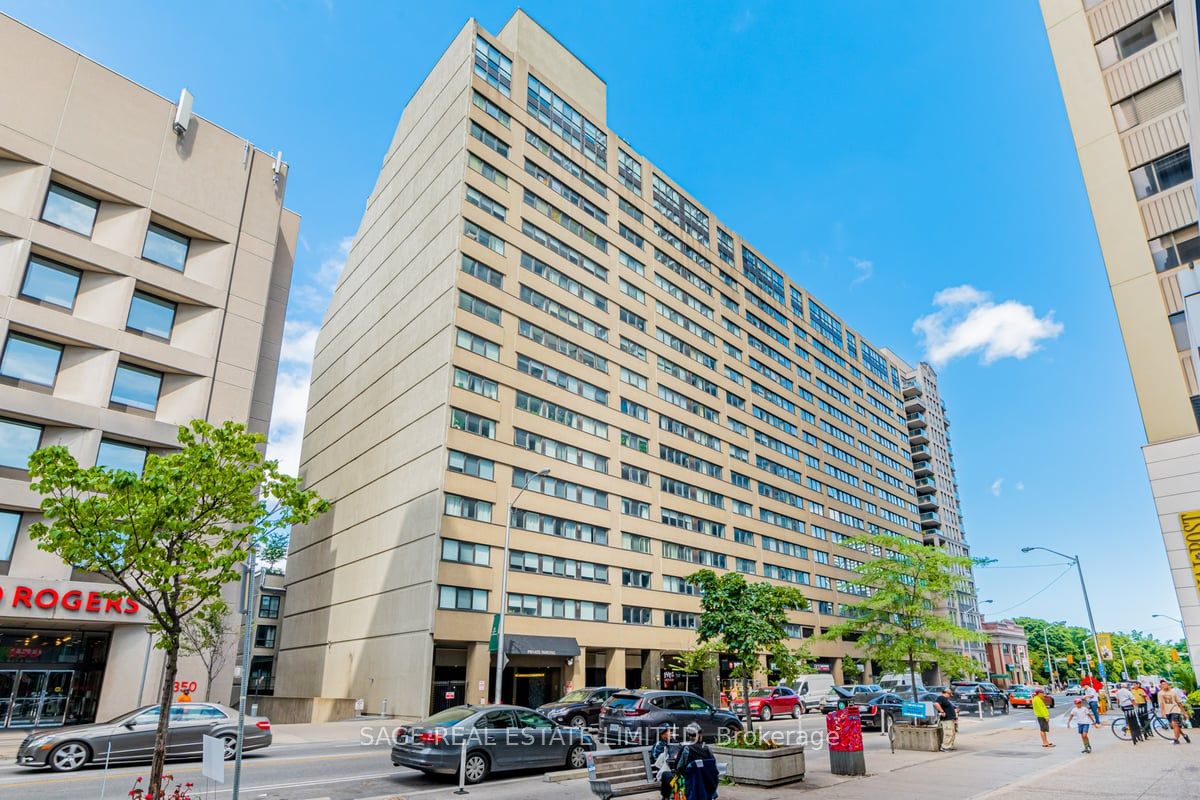 360 Bloor Street E #1007