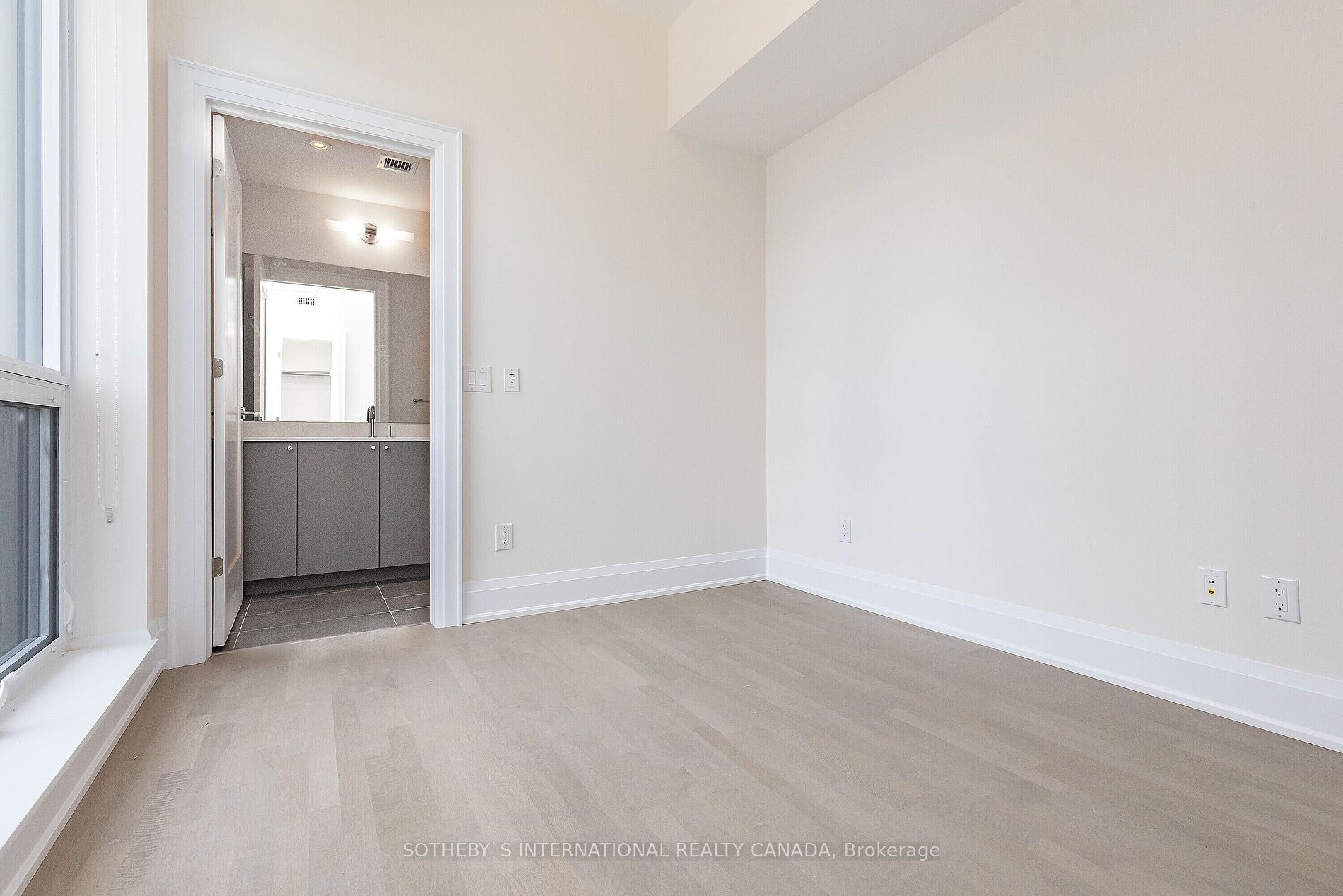 88 Cumberland Street, #2505