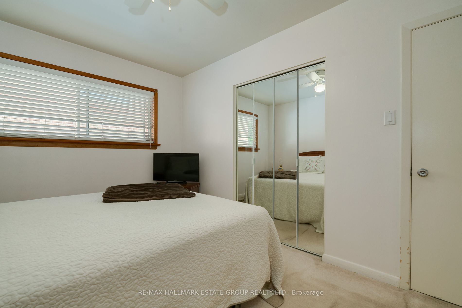 215 Sloane Avenue