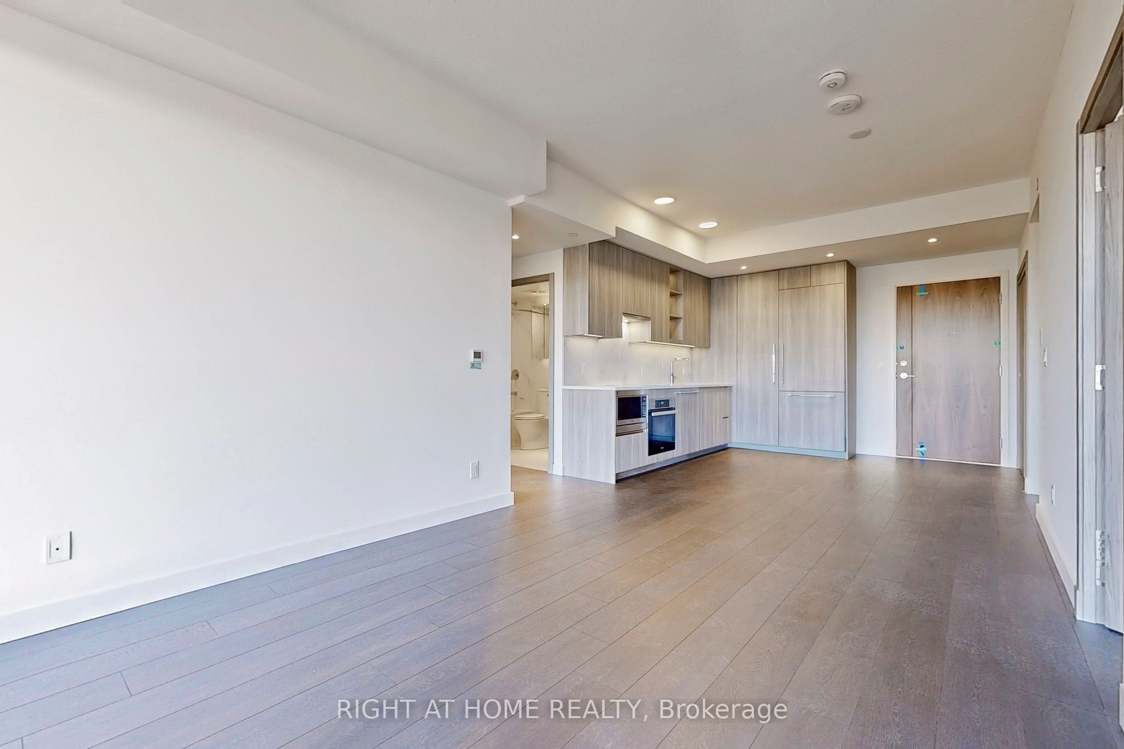 25 McMahon Drive #1606