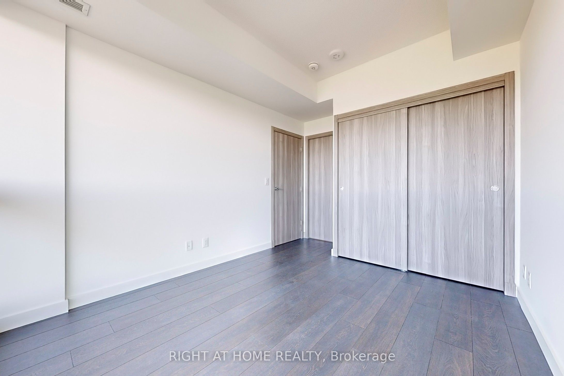 25 McMahon Drive #1606