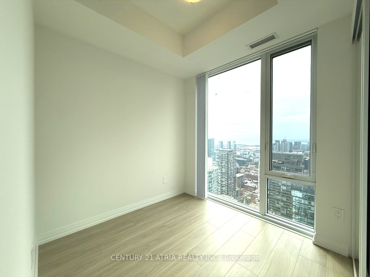 8 Widmer Street #LPH01