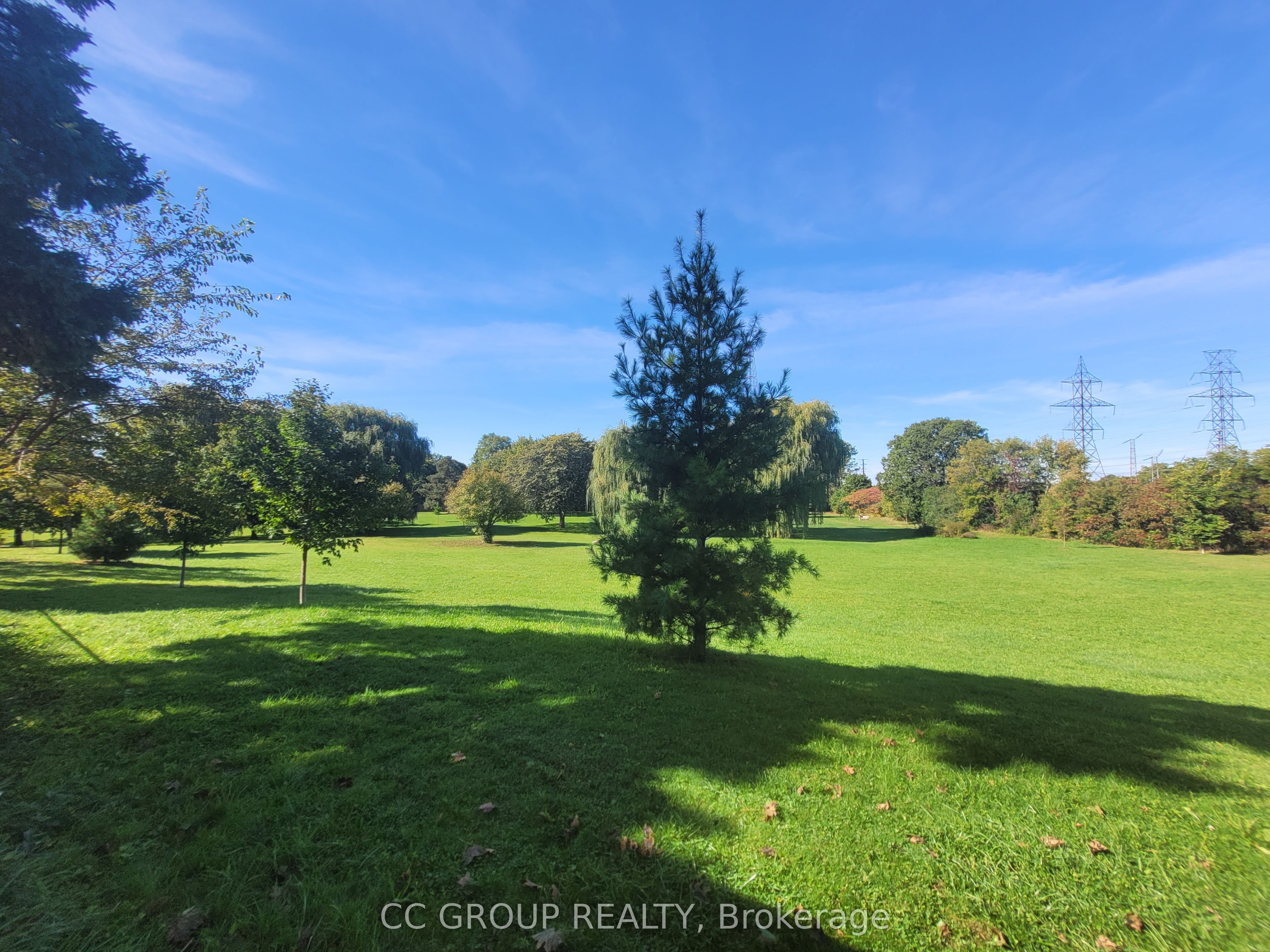 25 Lehar Crescent