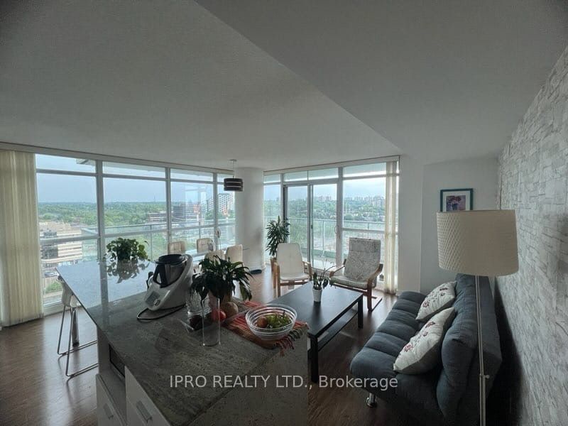 33 Singer Court, #1202