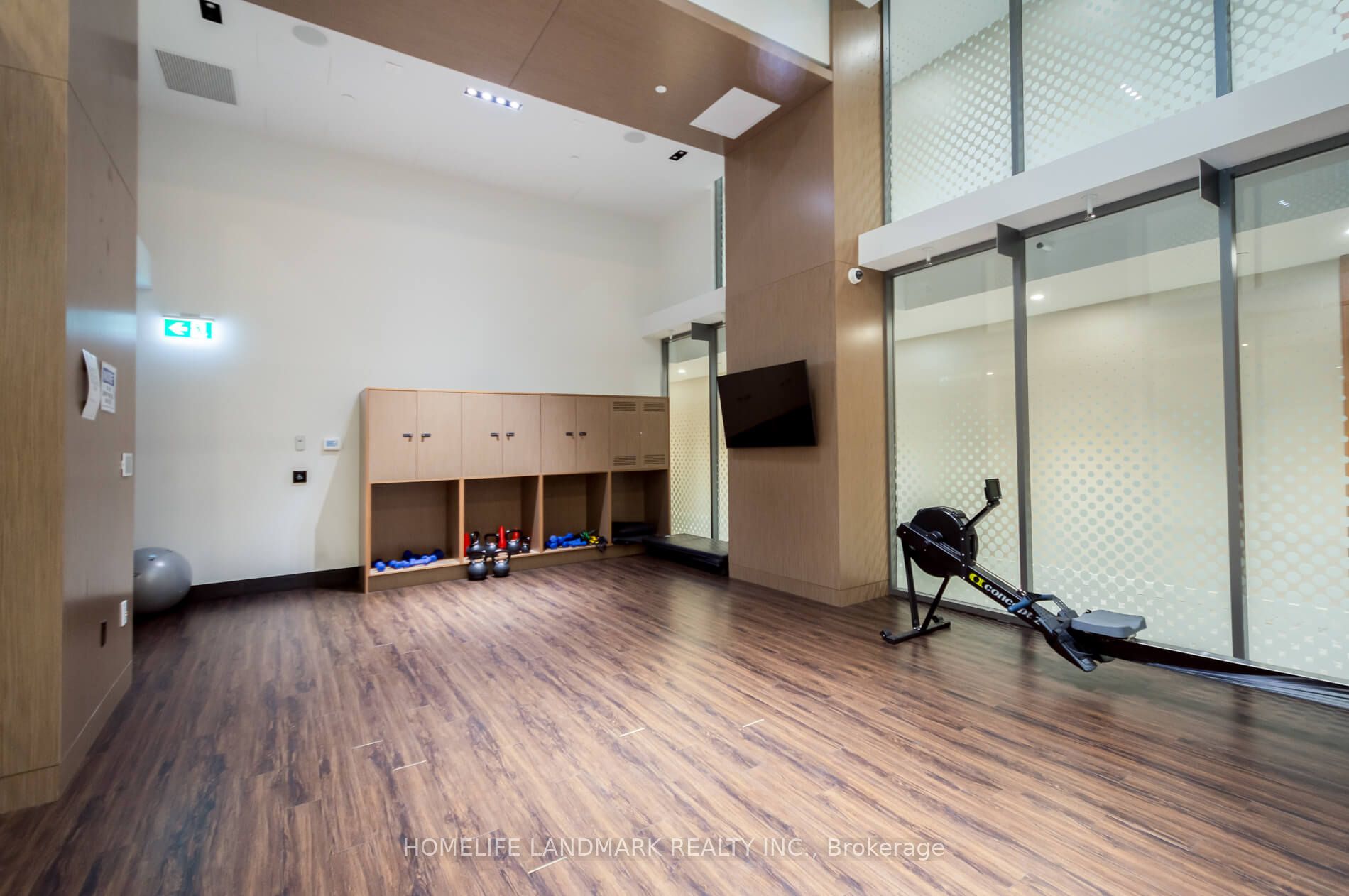 15 Queens Quay E, #2304