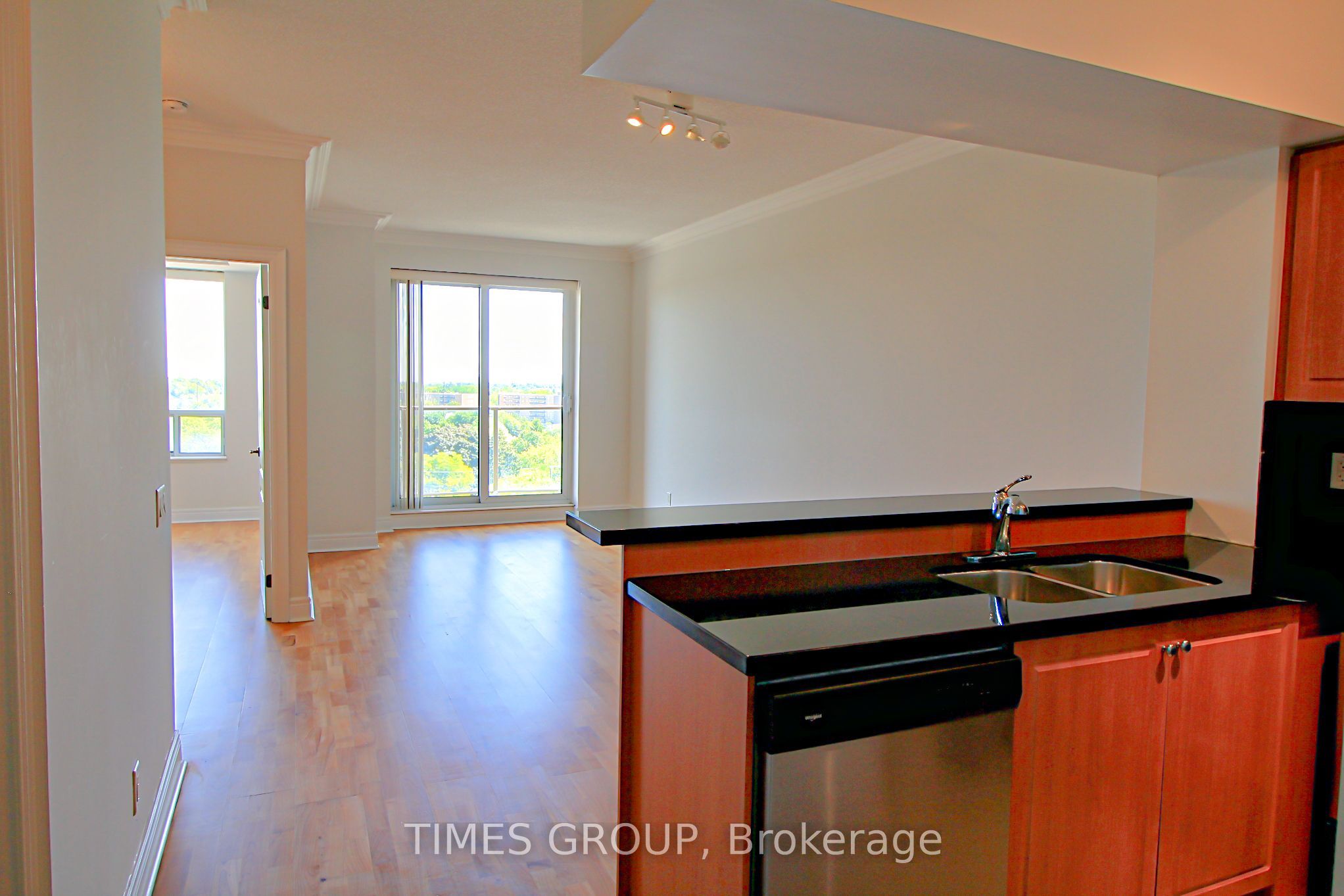 1 Clairtrell Road #808