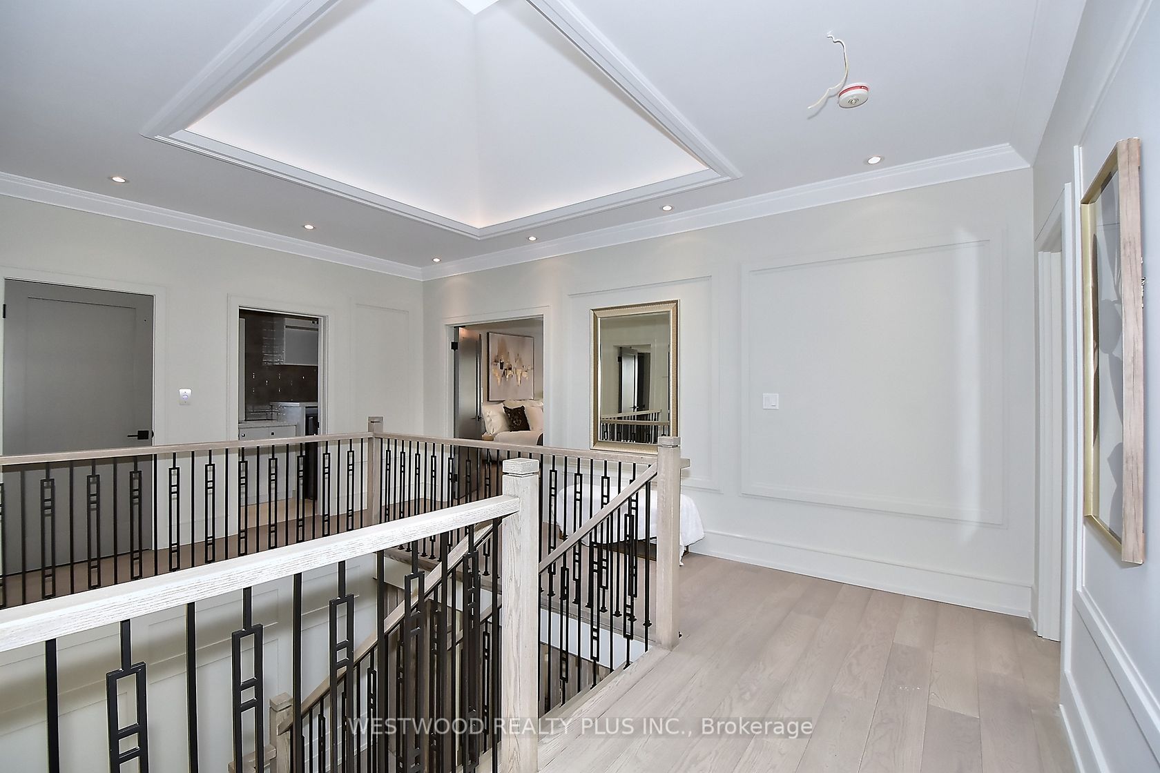 5 Norden Crescent