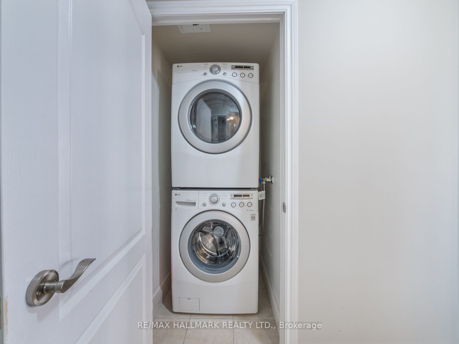 1103 Leslie Street, #1107