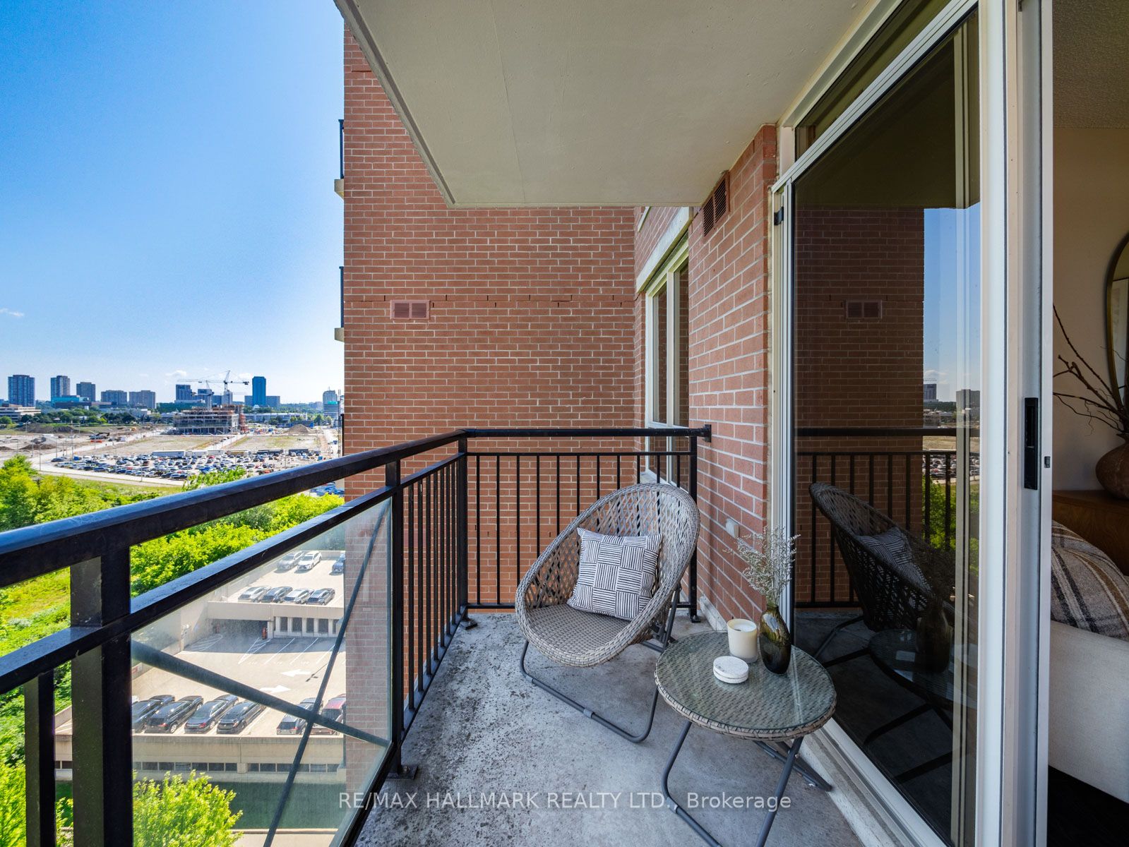1103 Leslie Street, #1107