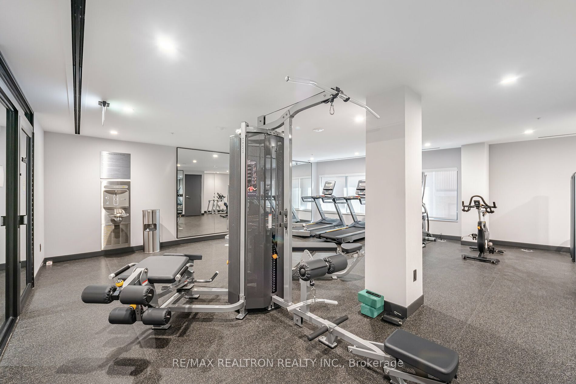 2525 Bathurst Street #905