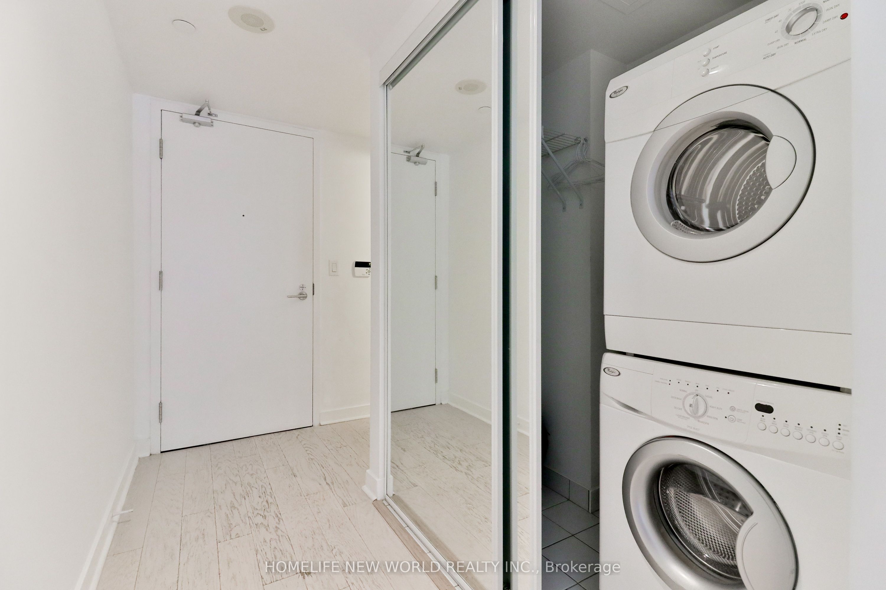 58 Orchard View Boulevard #908