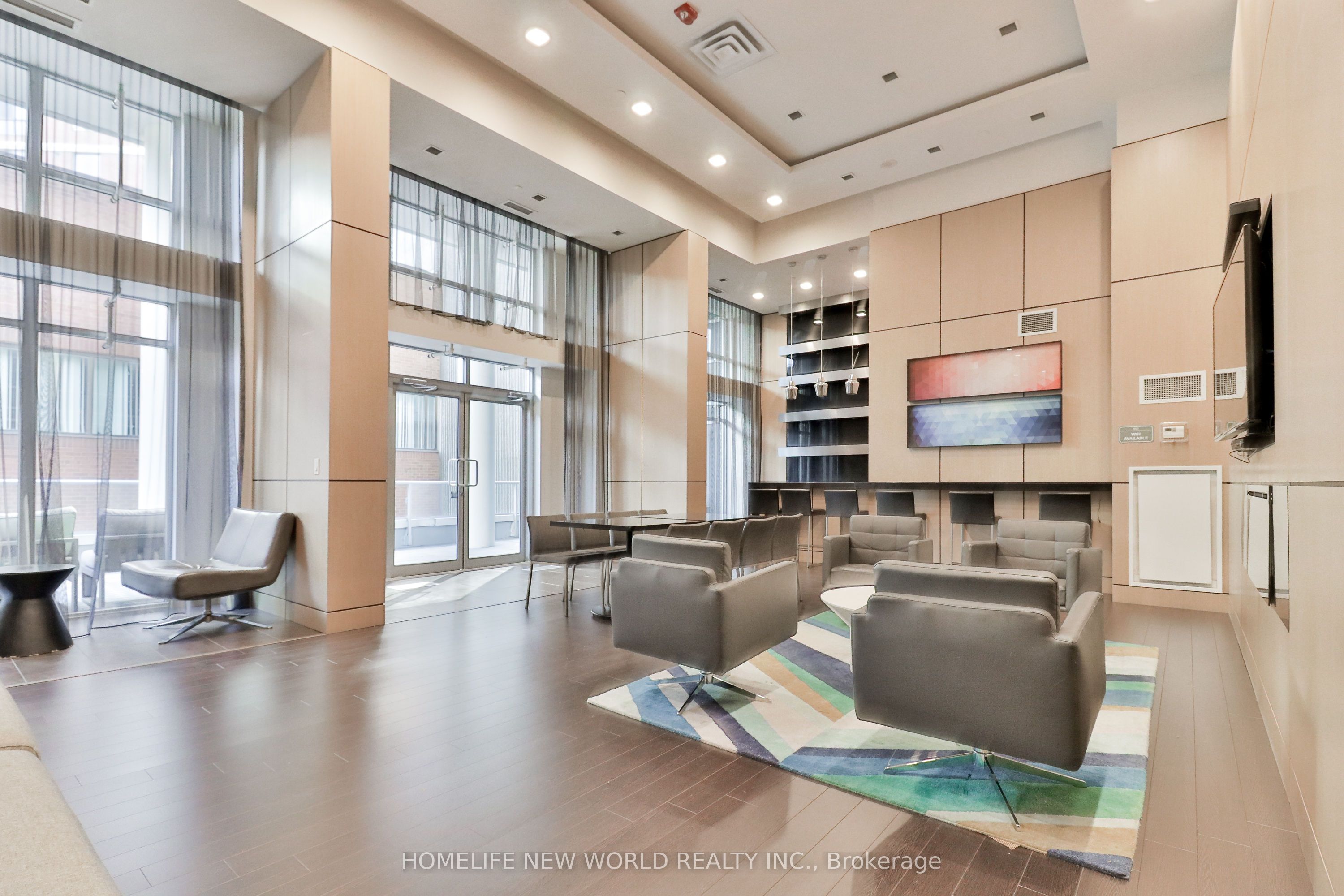 58 Orchard View Boulevard #908