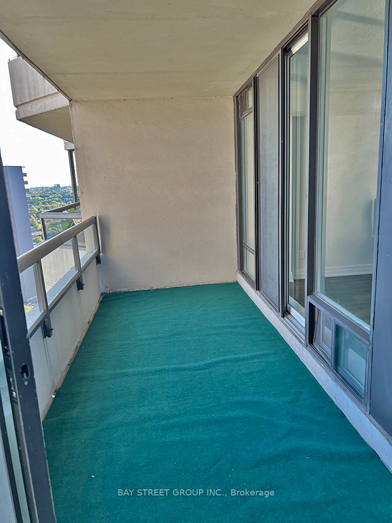 1101 Steeles Avenue W, #PH209