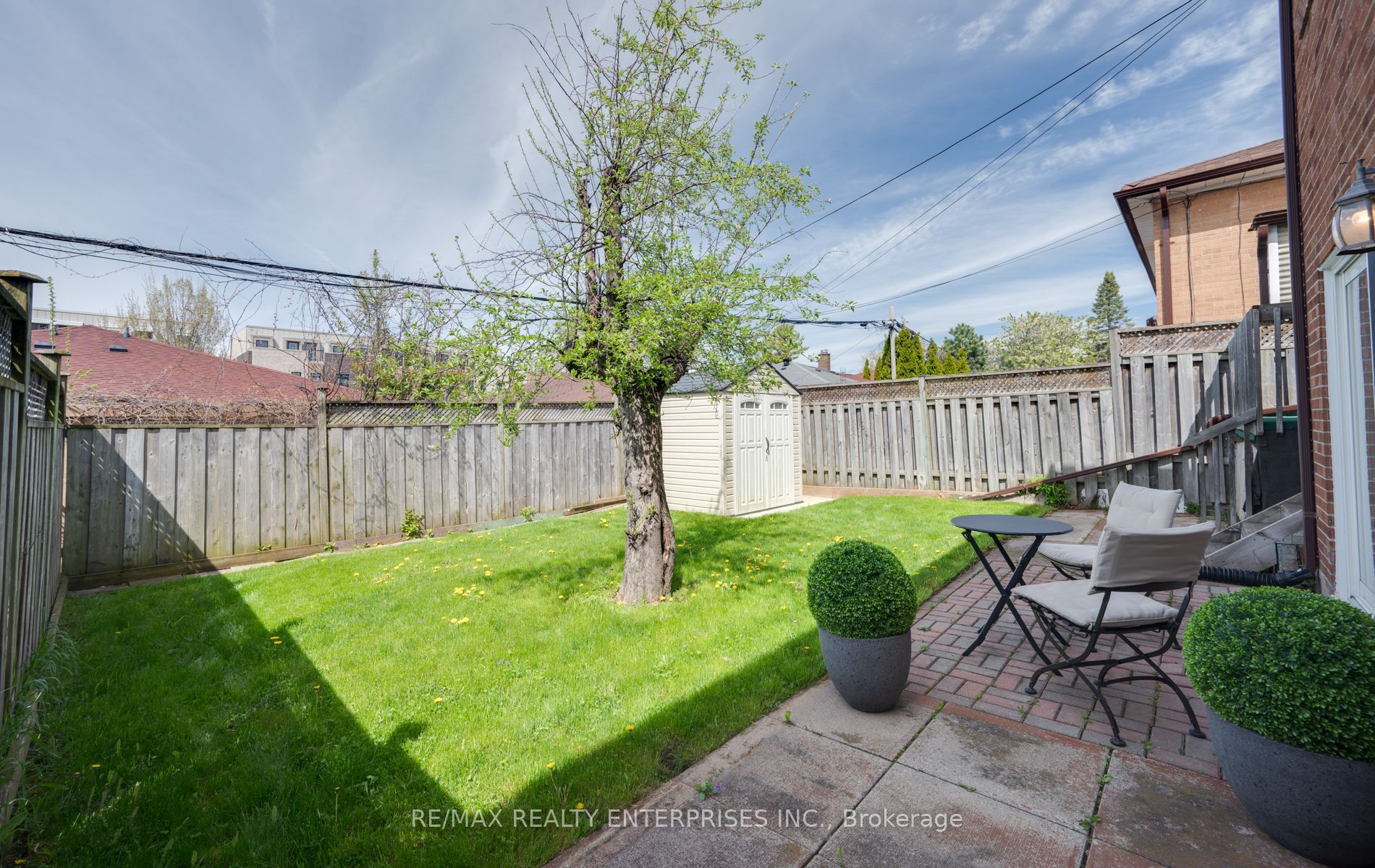 54 Pinebrook Avenue
