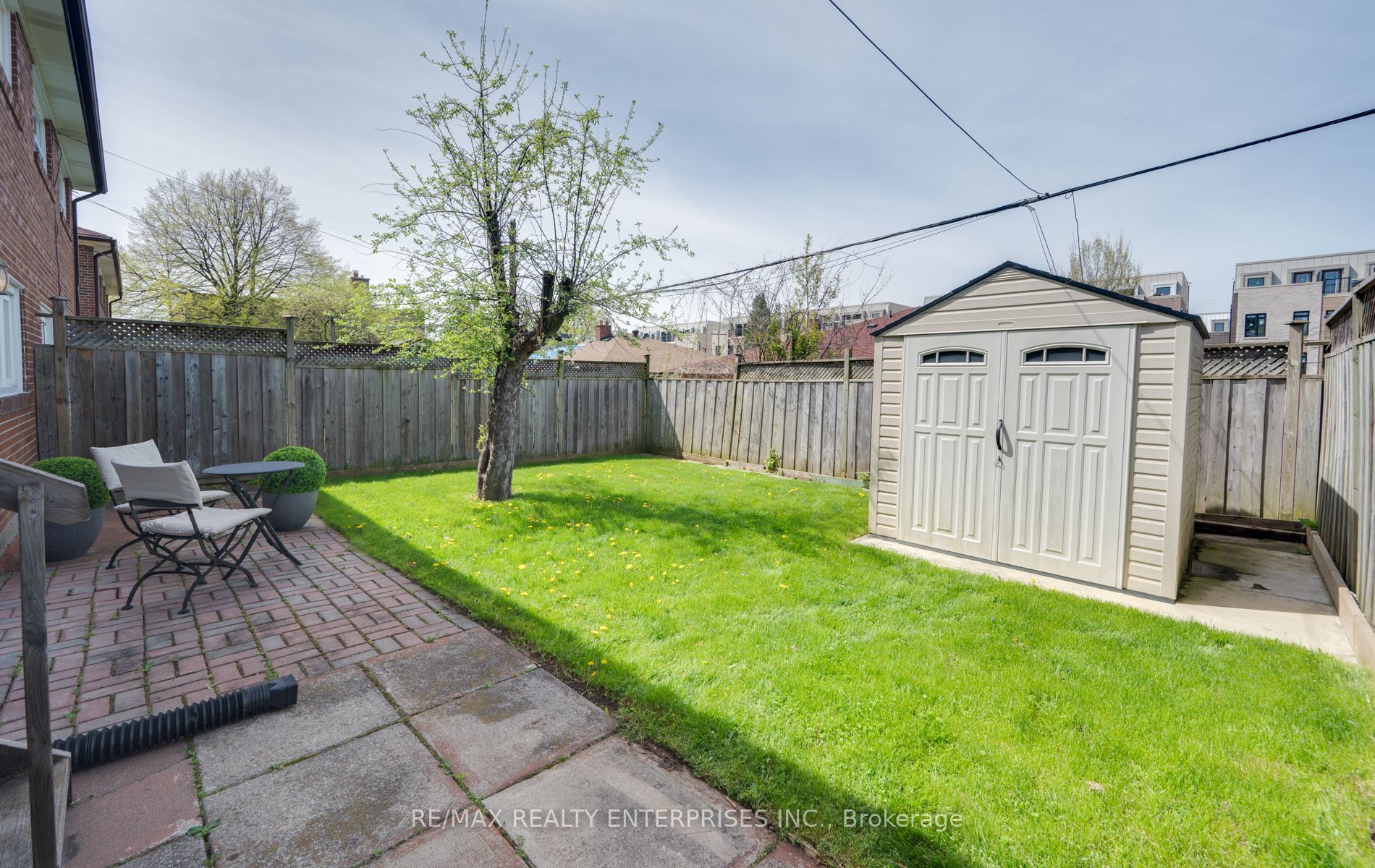 54 Pinebrook Avenue