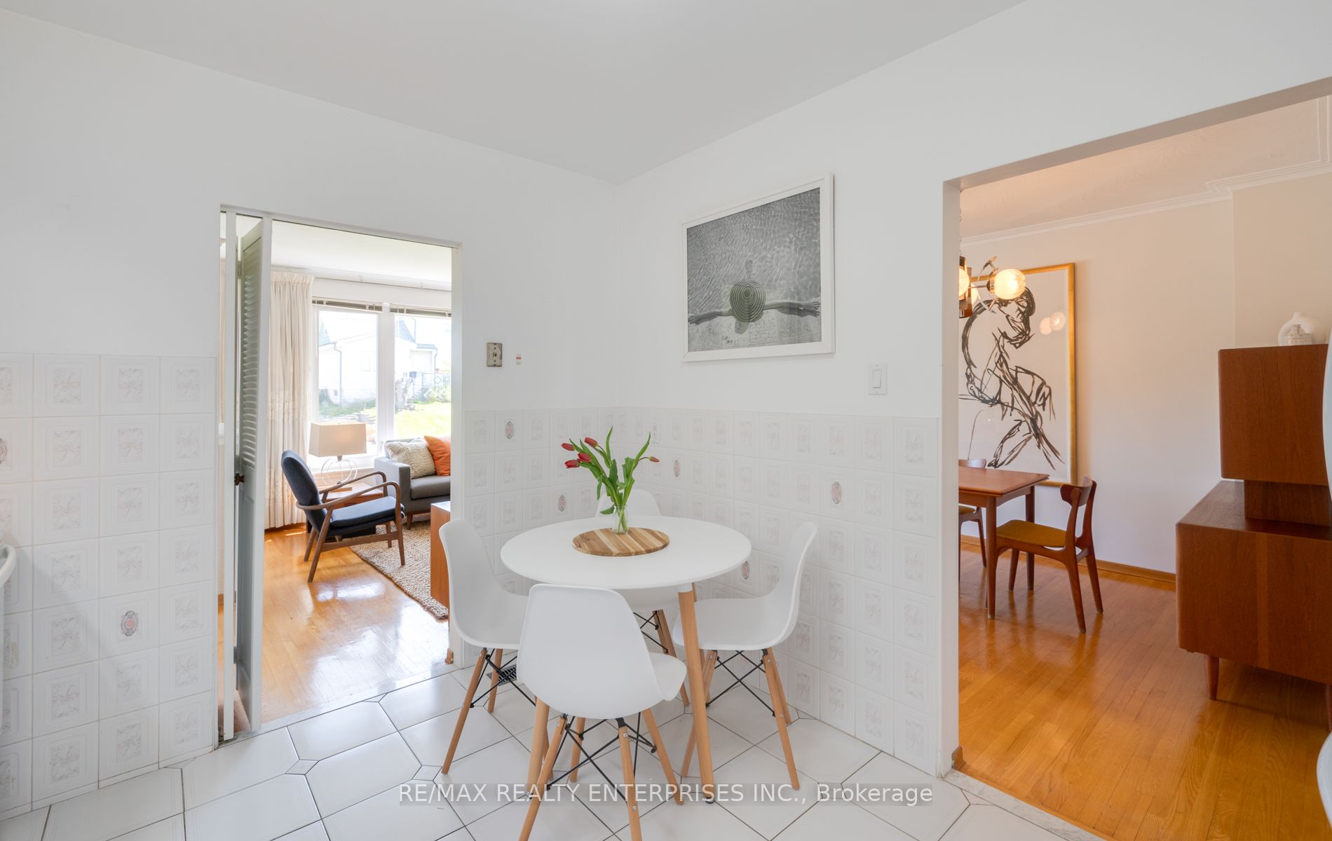 54 Pinebrook Avenue
