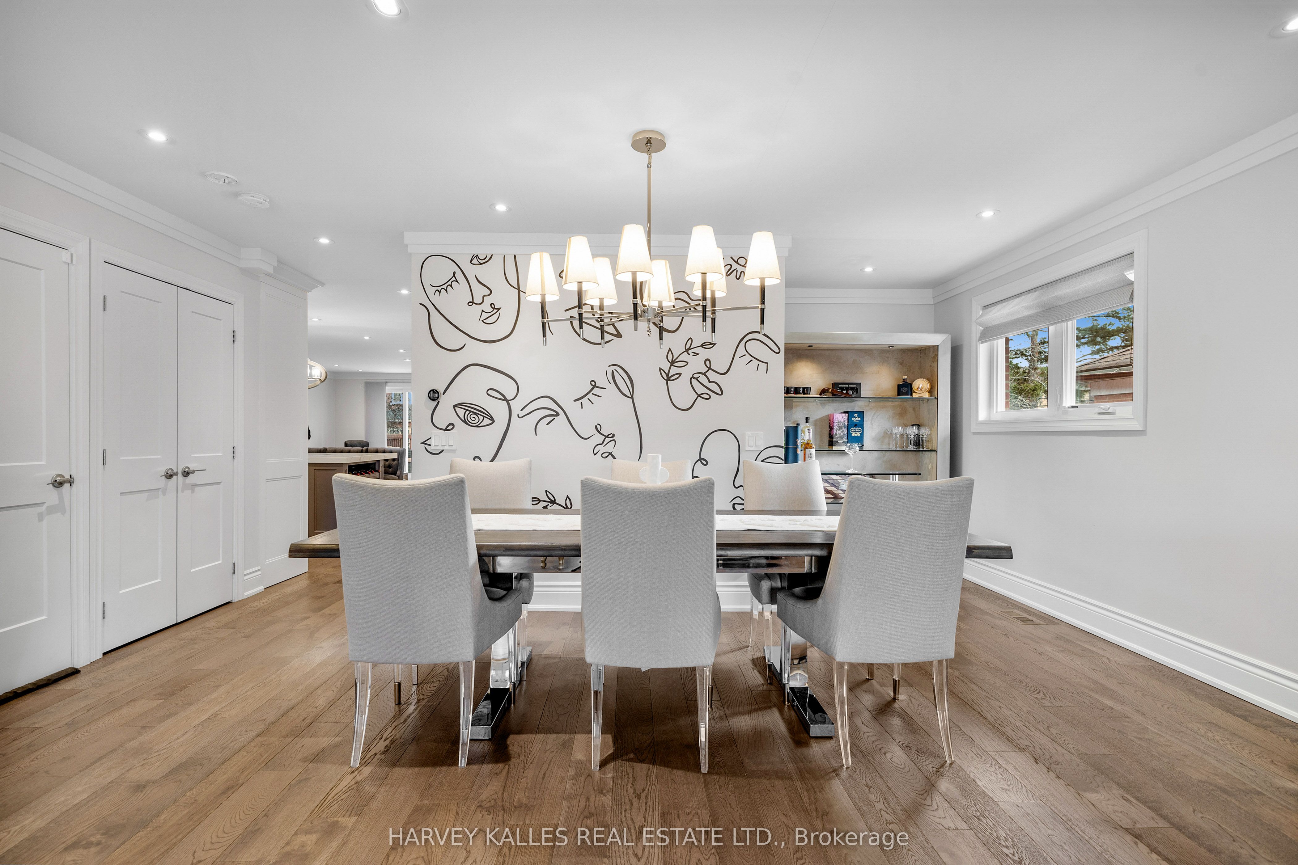 33 Madawaska Avenue