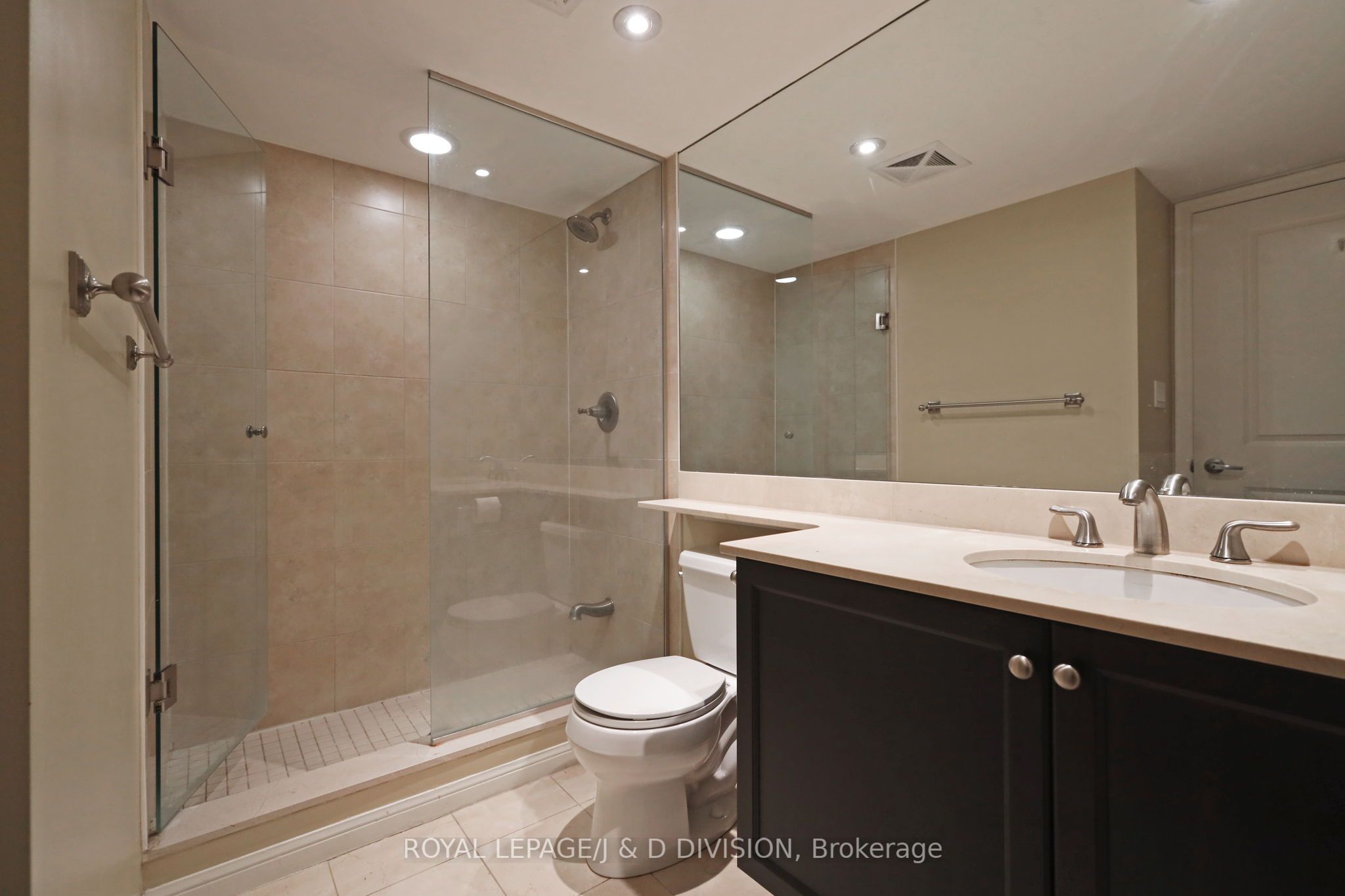 900 Mount Pleasant Road, #322