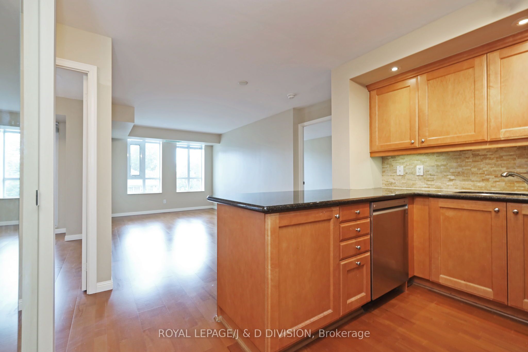 900 Mount Pleasant Road, #322