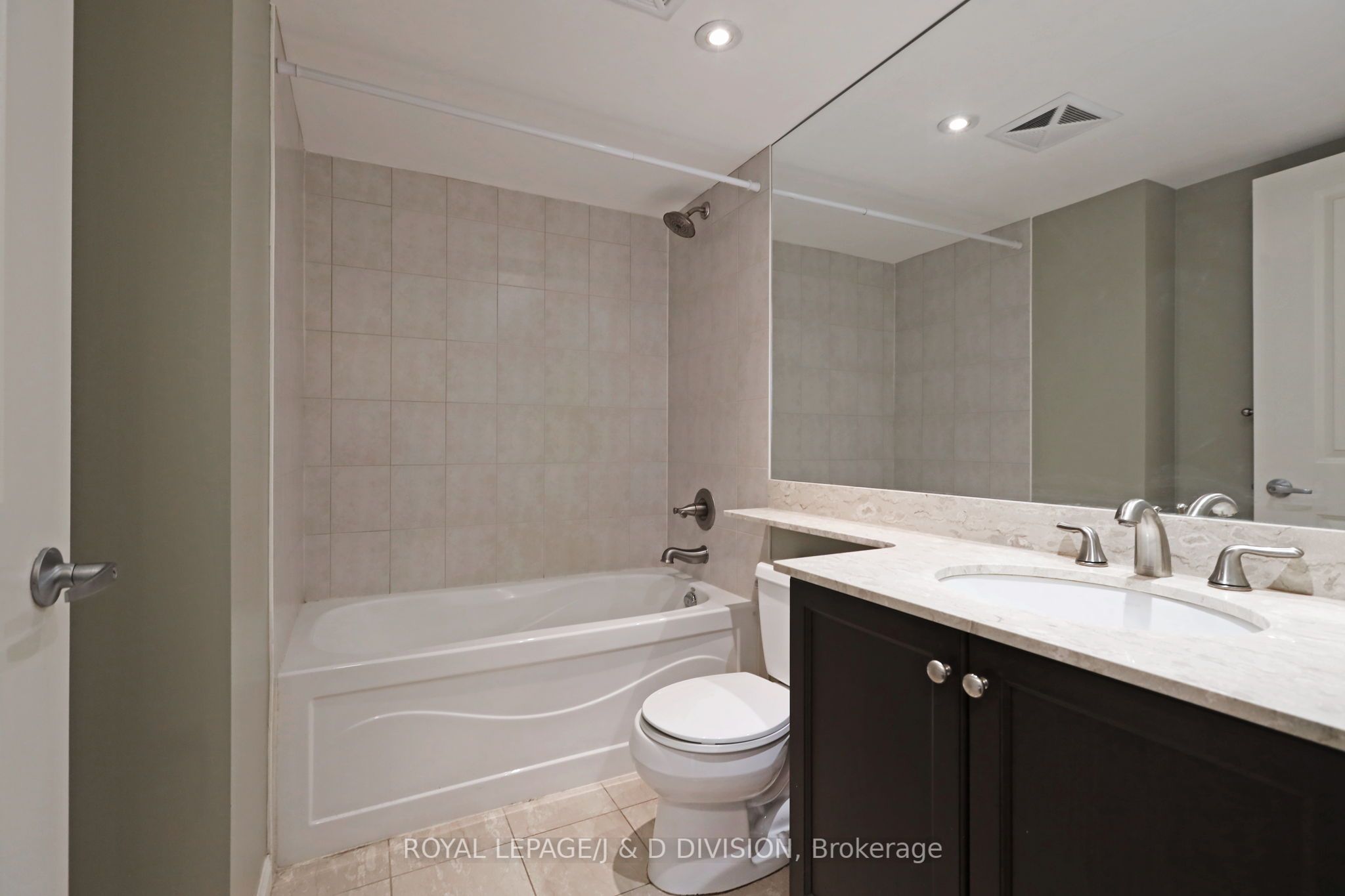 900 Mount Pleasant Road, #322