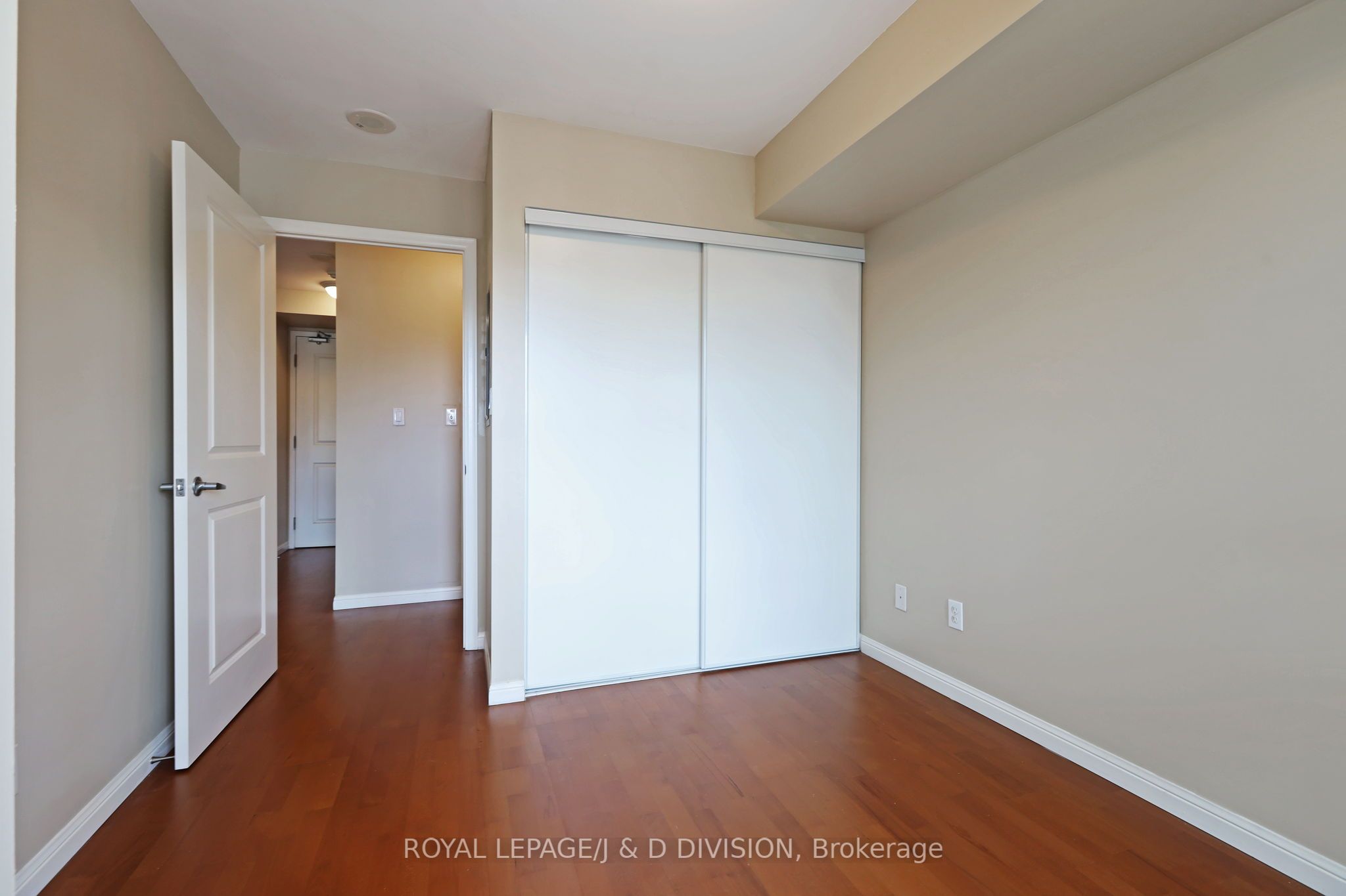 900 Mount Pleasant Road, #322