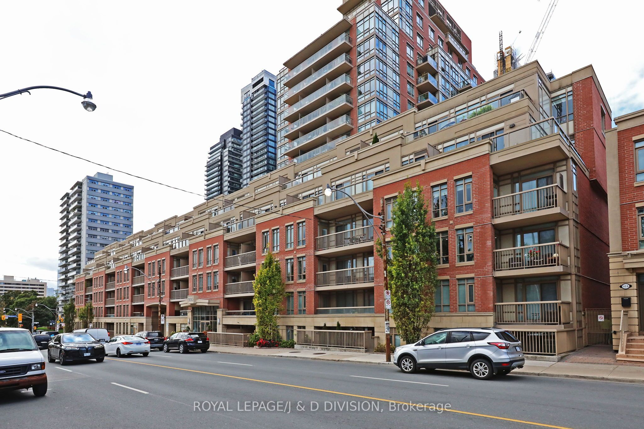 900 Mount Pleasant Road, #322