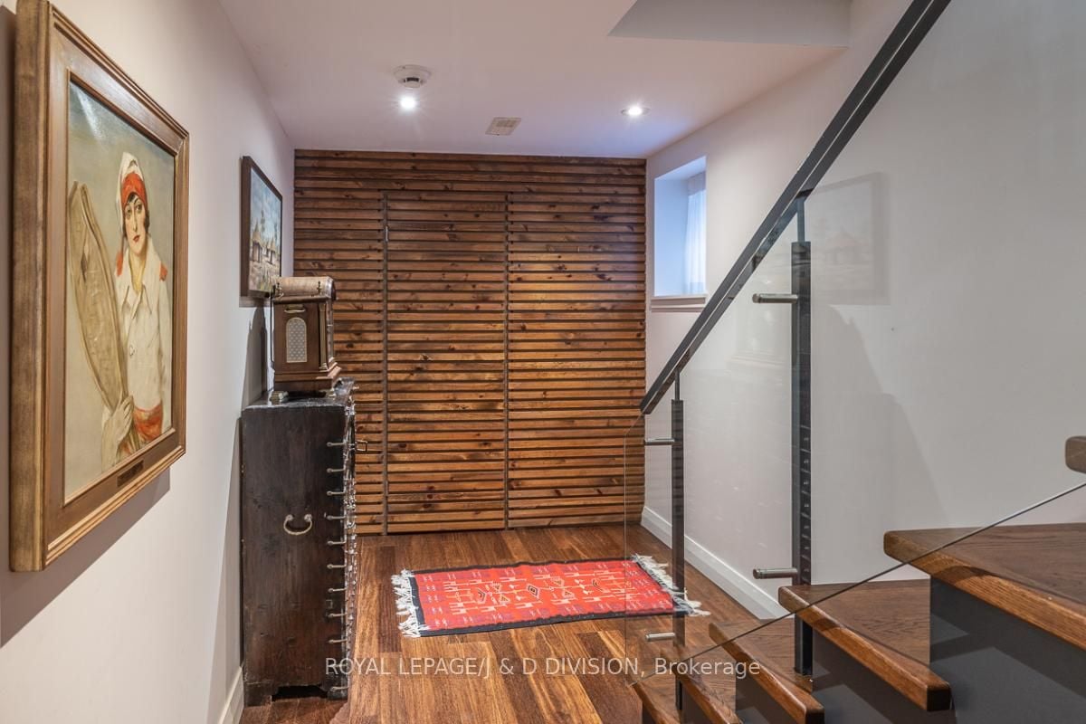 44 Standish Avenue