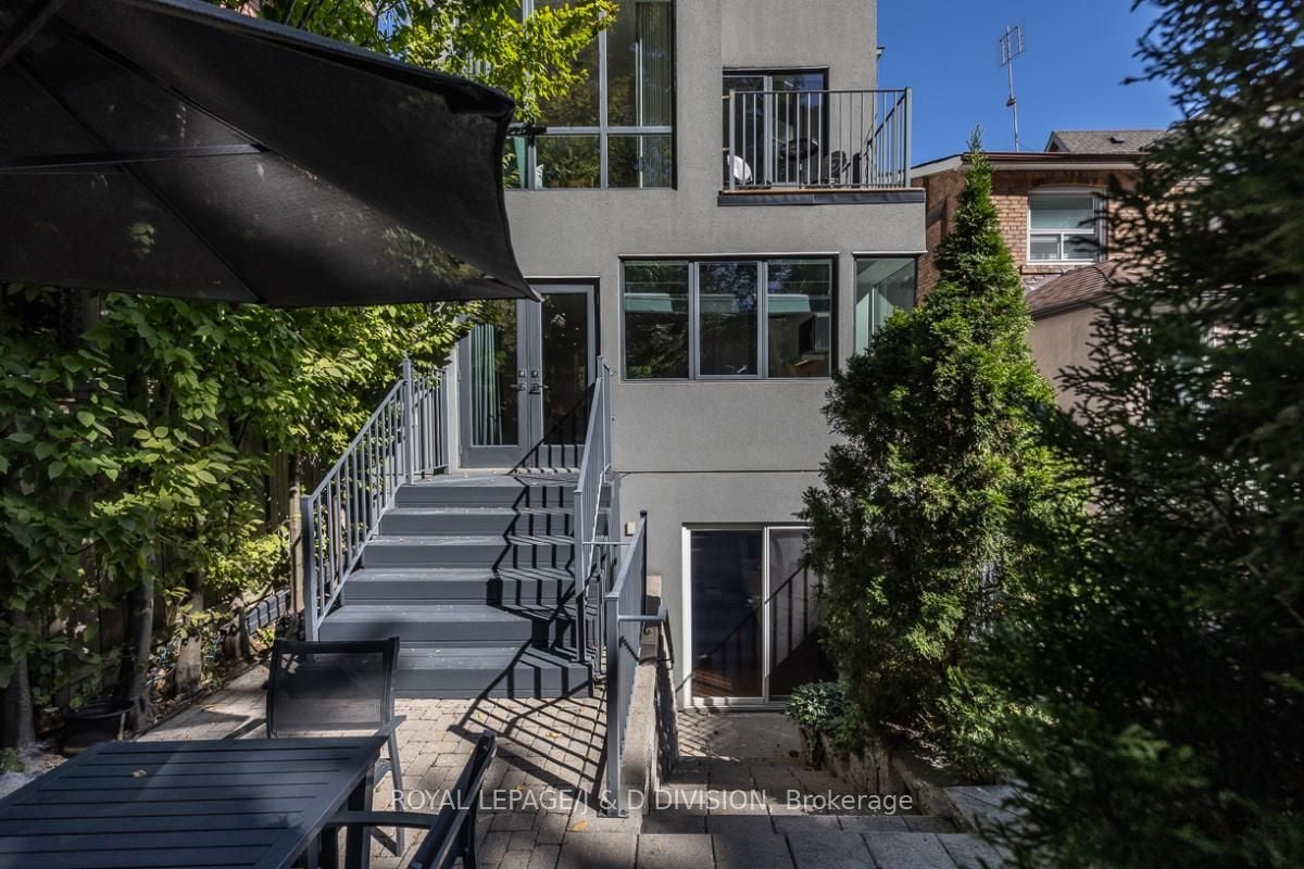 44 Standish Avenue