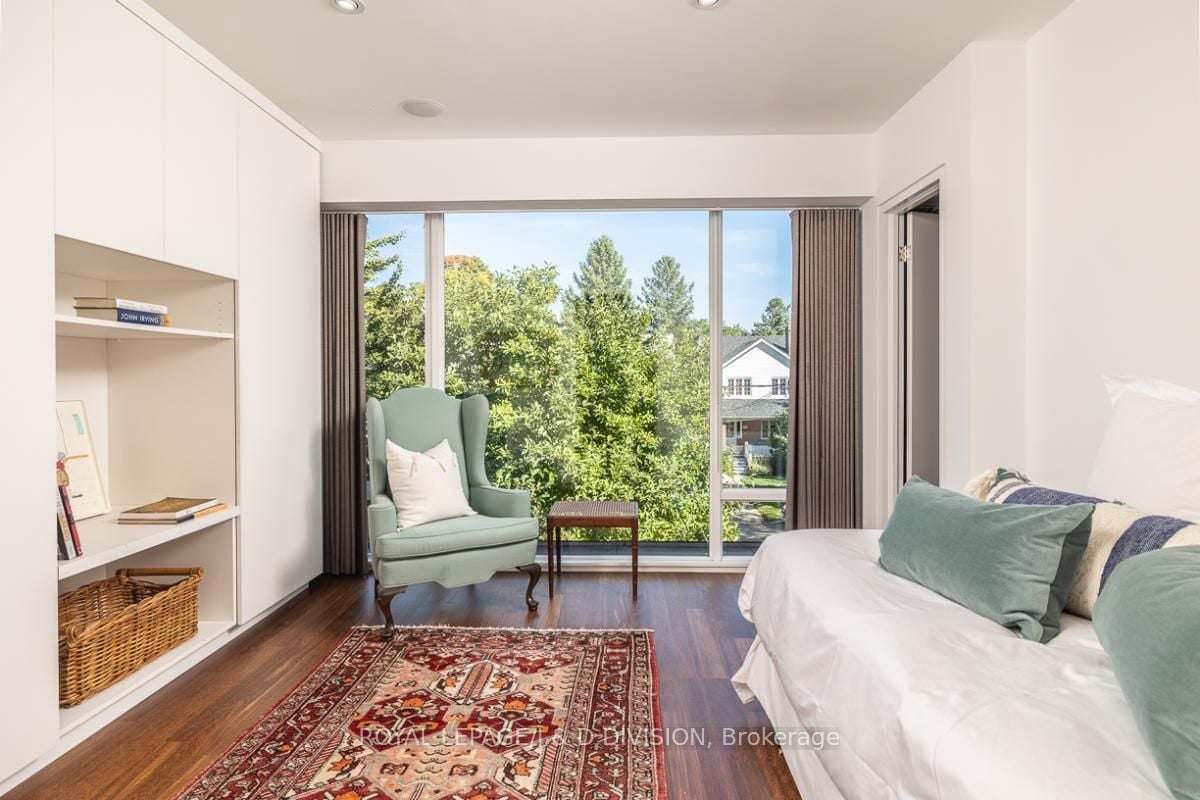 44 Standish Avenue